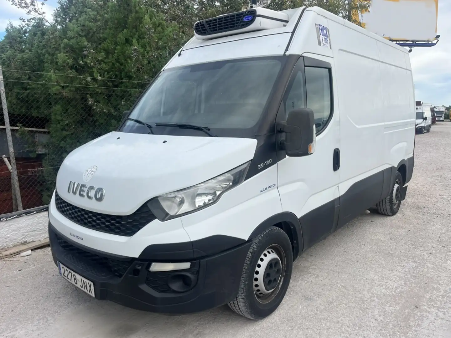 Iveco Daily Chasis Cabina 35C13 3450 Leaf 126 Verde - 1