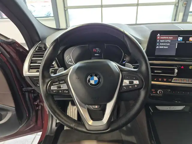 BMW X4 view 10