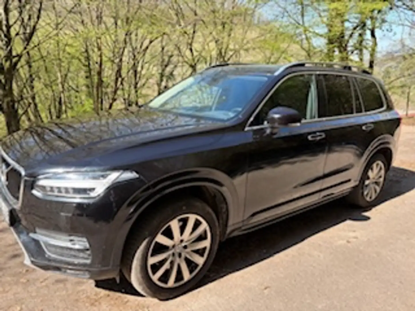 Volvo XC90 XC90 D5 AWD Geartronic Momentum Schwarz - 1