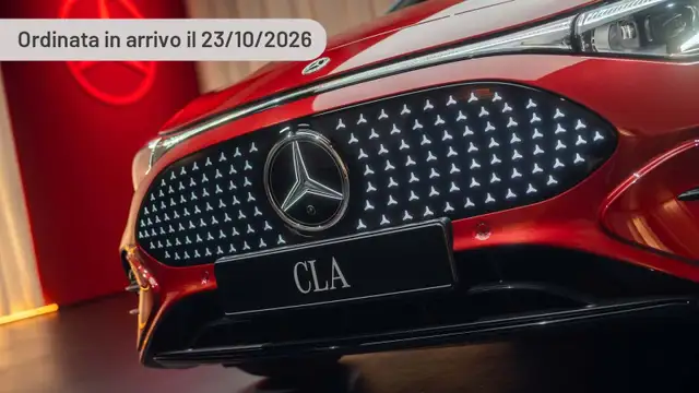 Mercedes-Benz CLA 350 350 EQ 4Matic Premium Plus