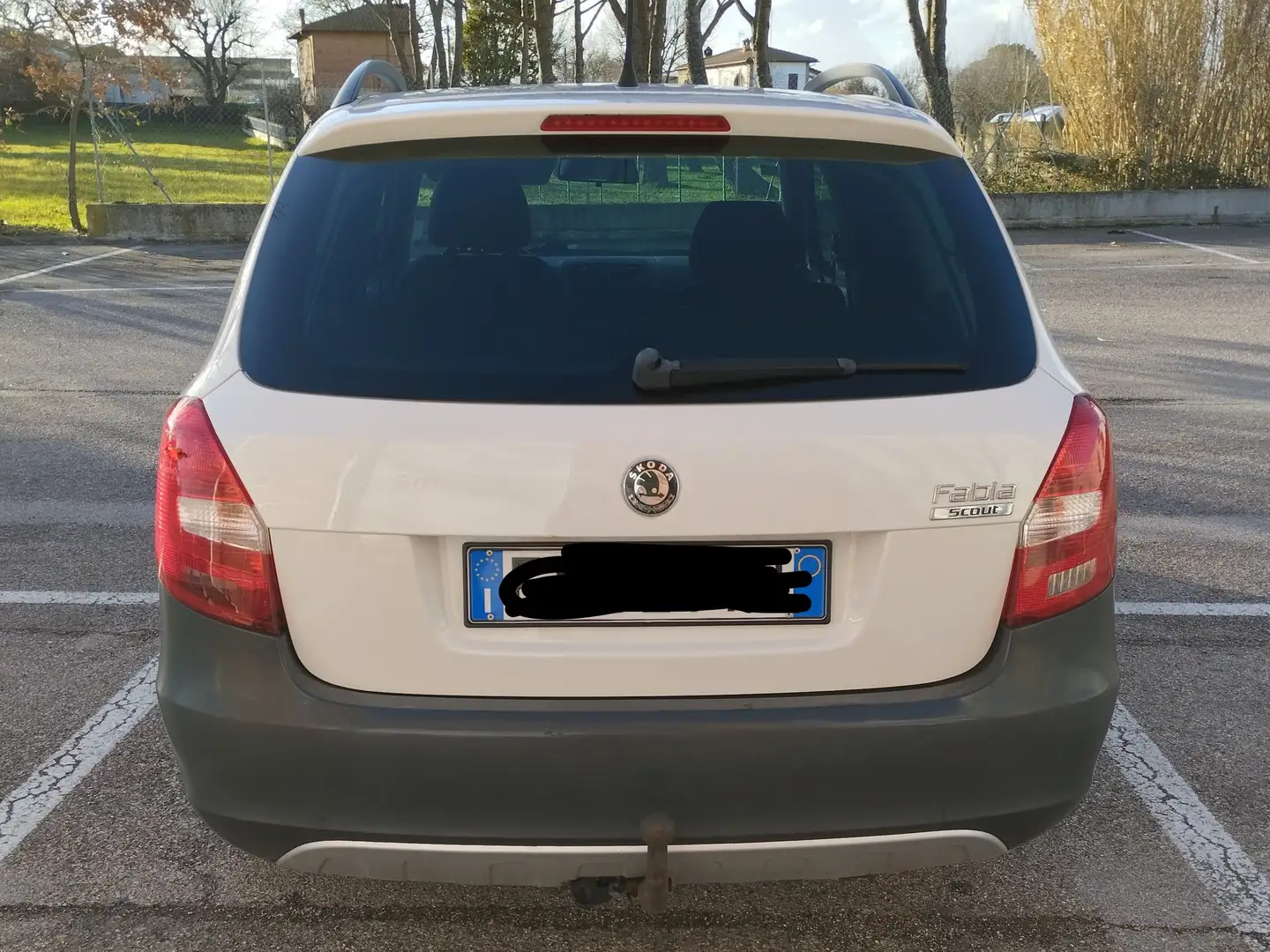 Skoda Fabia Fabia Wagon 1.4 scout Bianco - 2