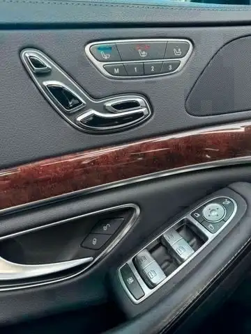 Mercedes-Benz S-Class view 13