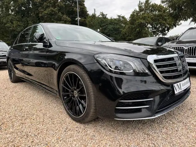 Mercedes-Benz S-Class view 3