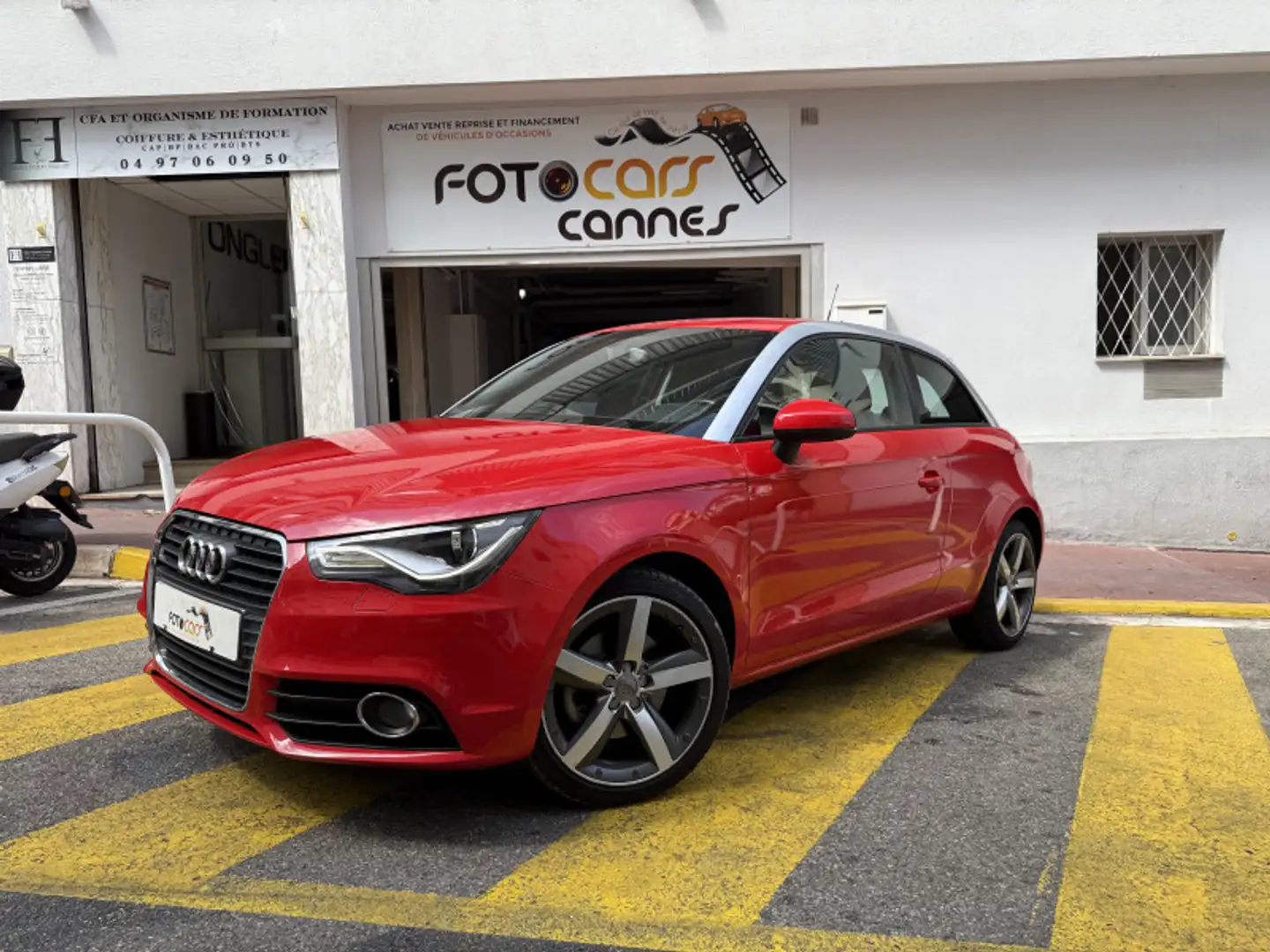 Audi A1 1.4 TFSI 122CH AMBITION S TRONIC 7 Rouge - 1