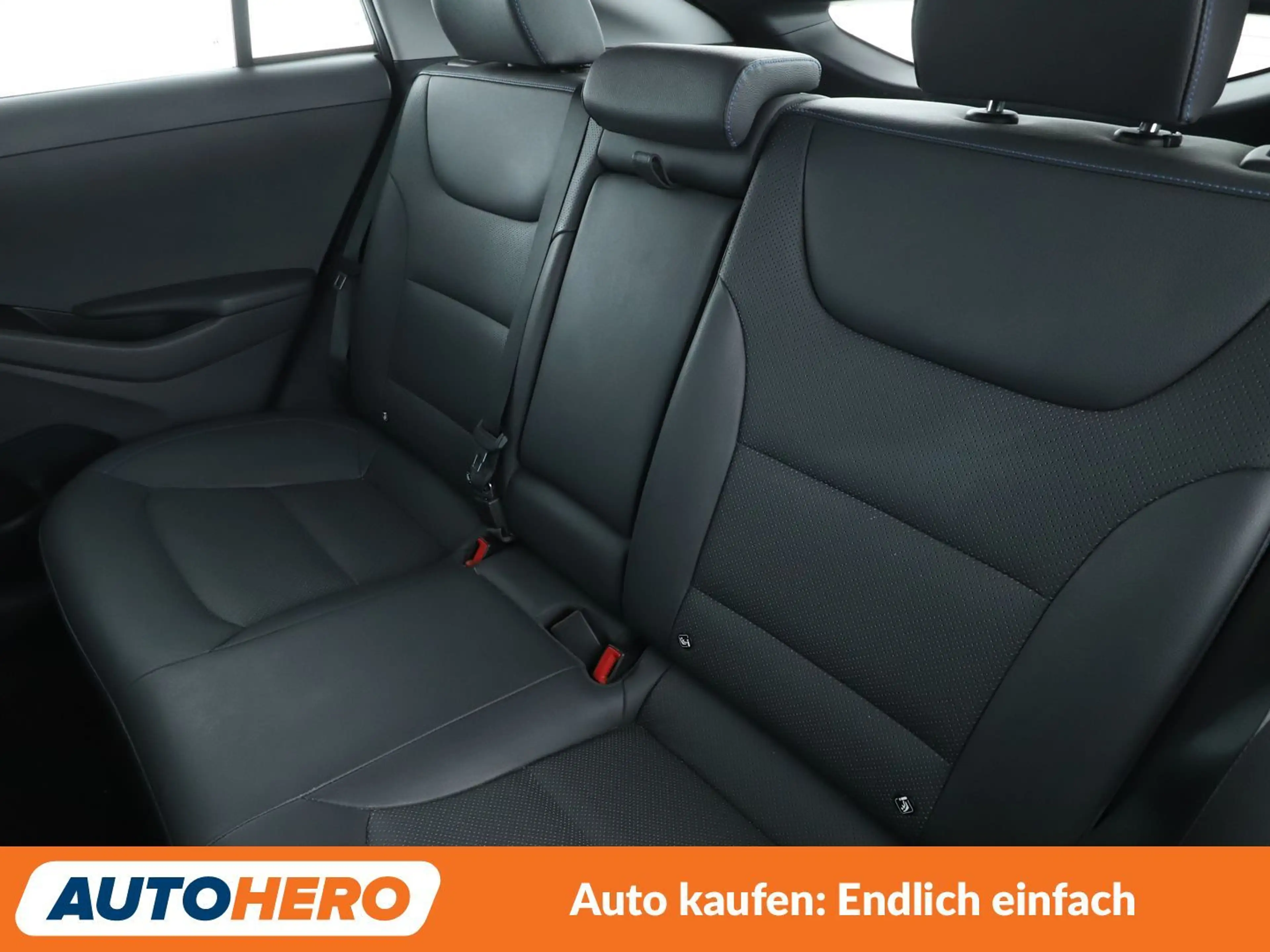 Hyundai IONIQ 1.6 Hybrid Premium Aut.*NAVI*BiXENON*CAM*SHZ*LHZ* — photo 14