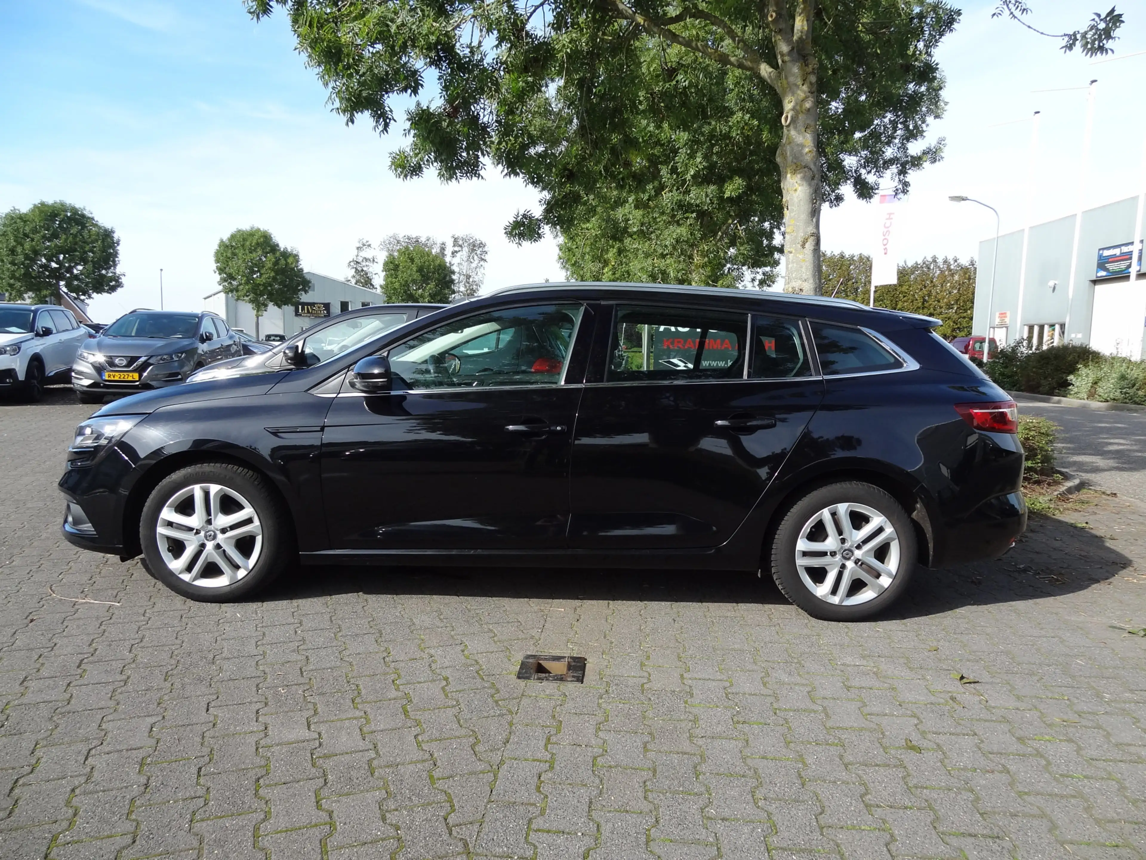 Renault Megane Estate 1.2 TCe Zen — photo 5
