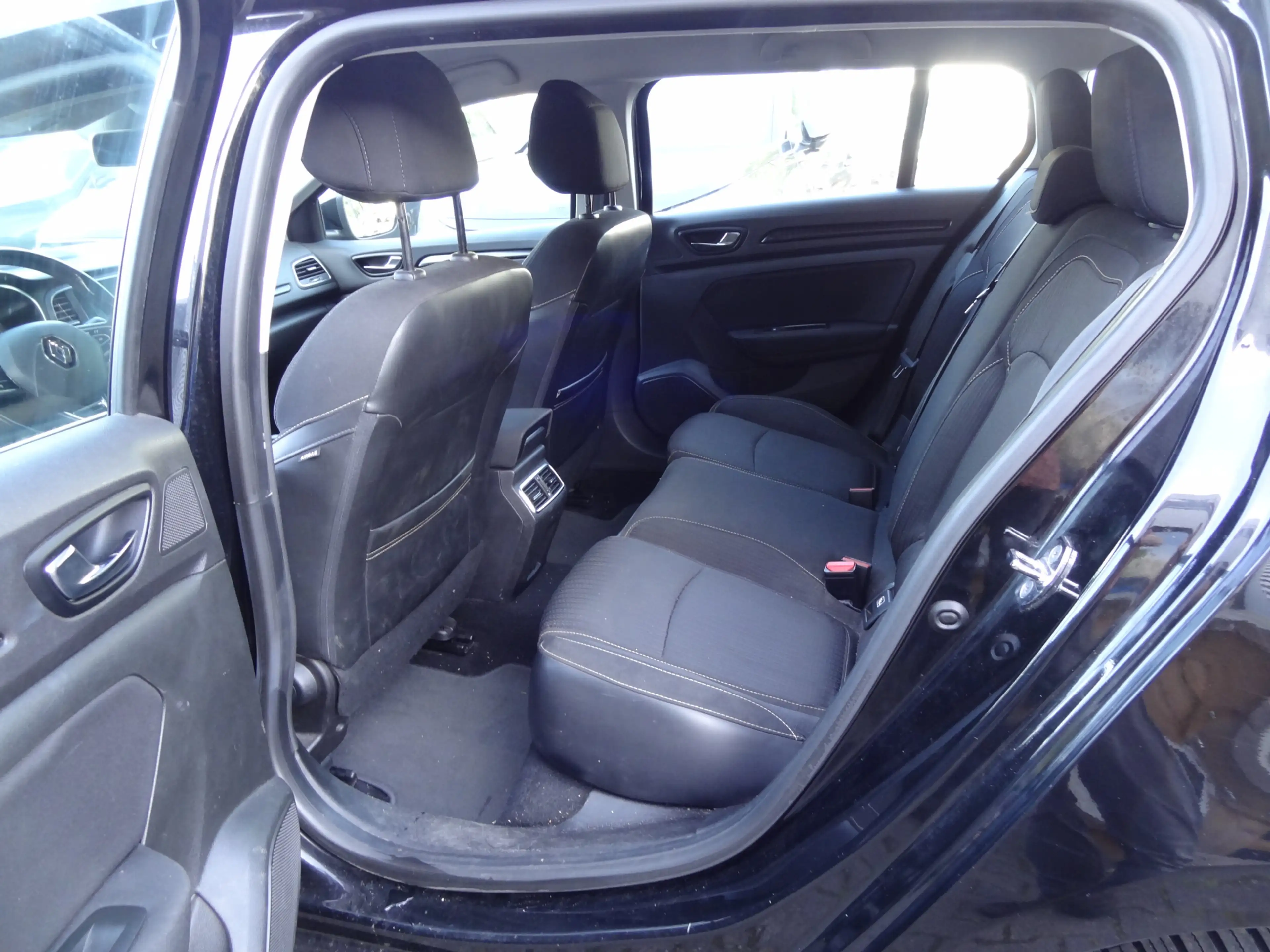 Renault Megane Estate 1.2 TCe Zen — photo 7