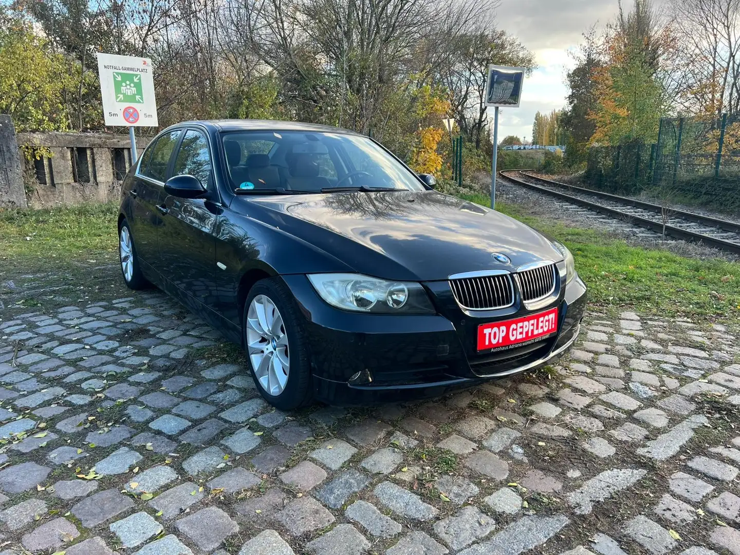BMW 325 325i Černá - 2