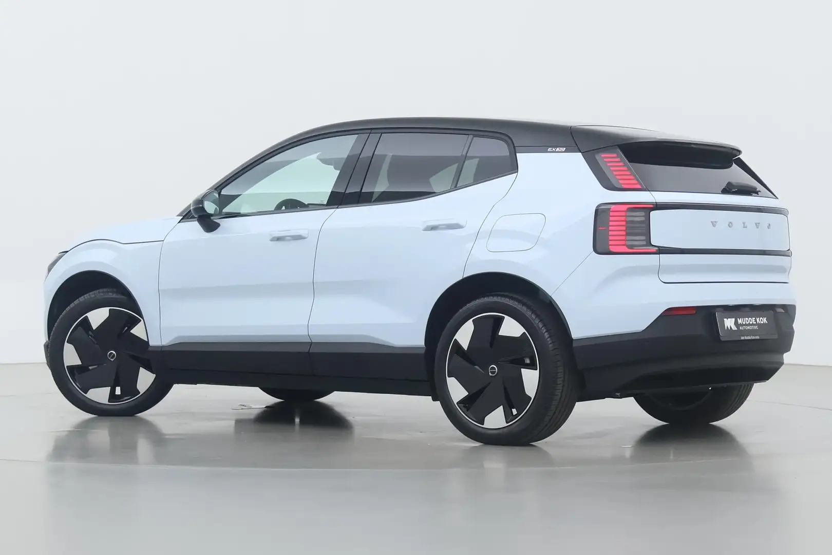 Volvo EX30 Single Motor Extended Range Plus 69 kWh | Getint G Niebieski - 2