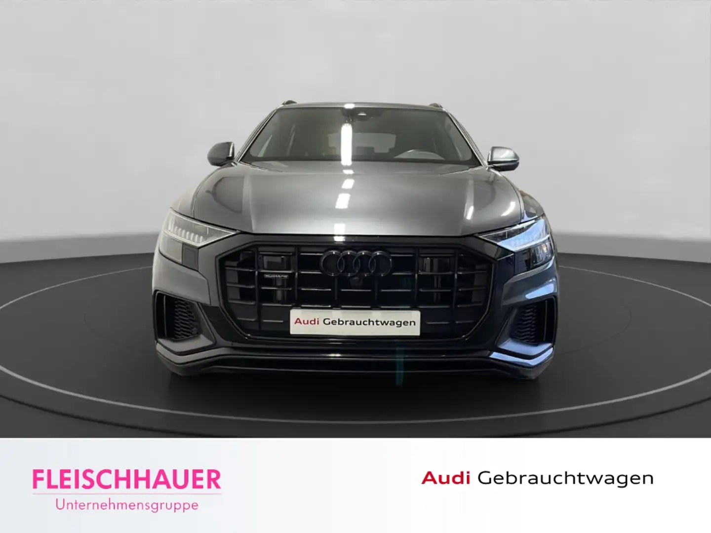 Audi Q8 55 TFSI e quattro S line ACC Leder B & O Navi AHK Grau - 2