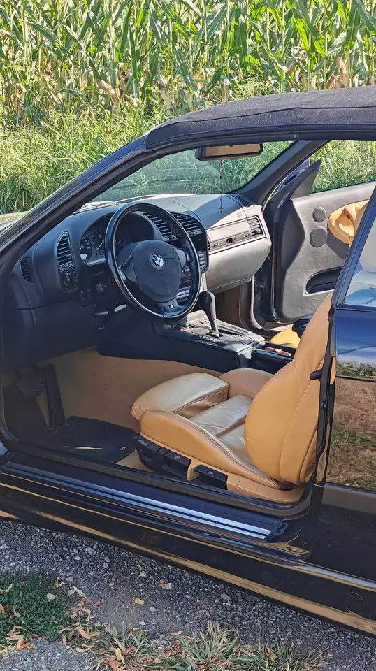 BMW 328i Cabrio Sport-Edition Aut., foto 8