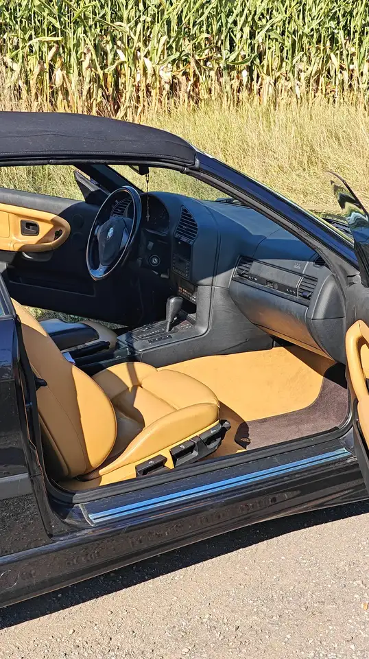 BMW 328i Cabrio Sport-Edition Aut., foto 9