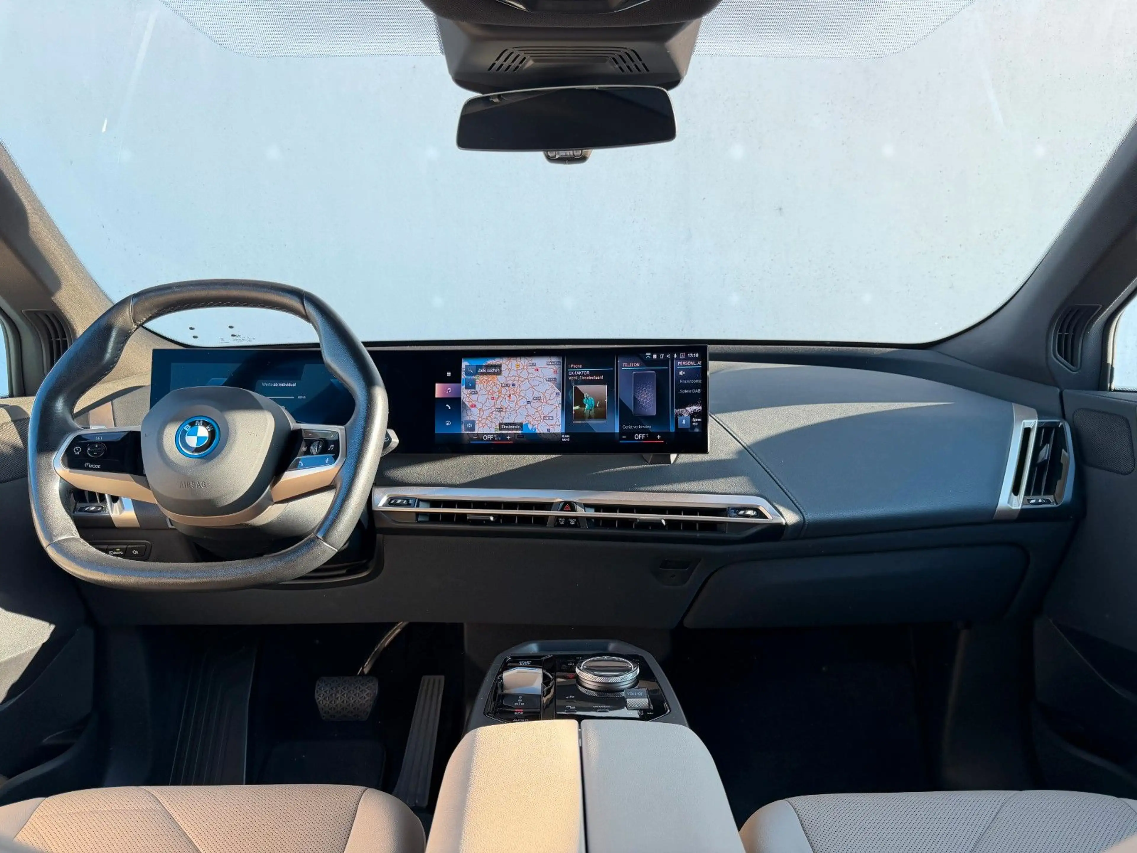BMW iX 40 Sport ACC*LASER*360*HiFi* — photo 9