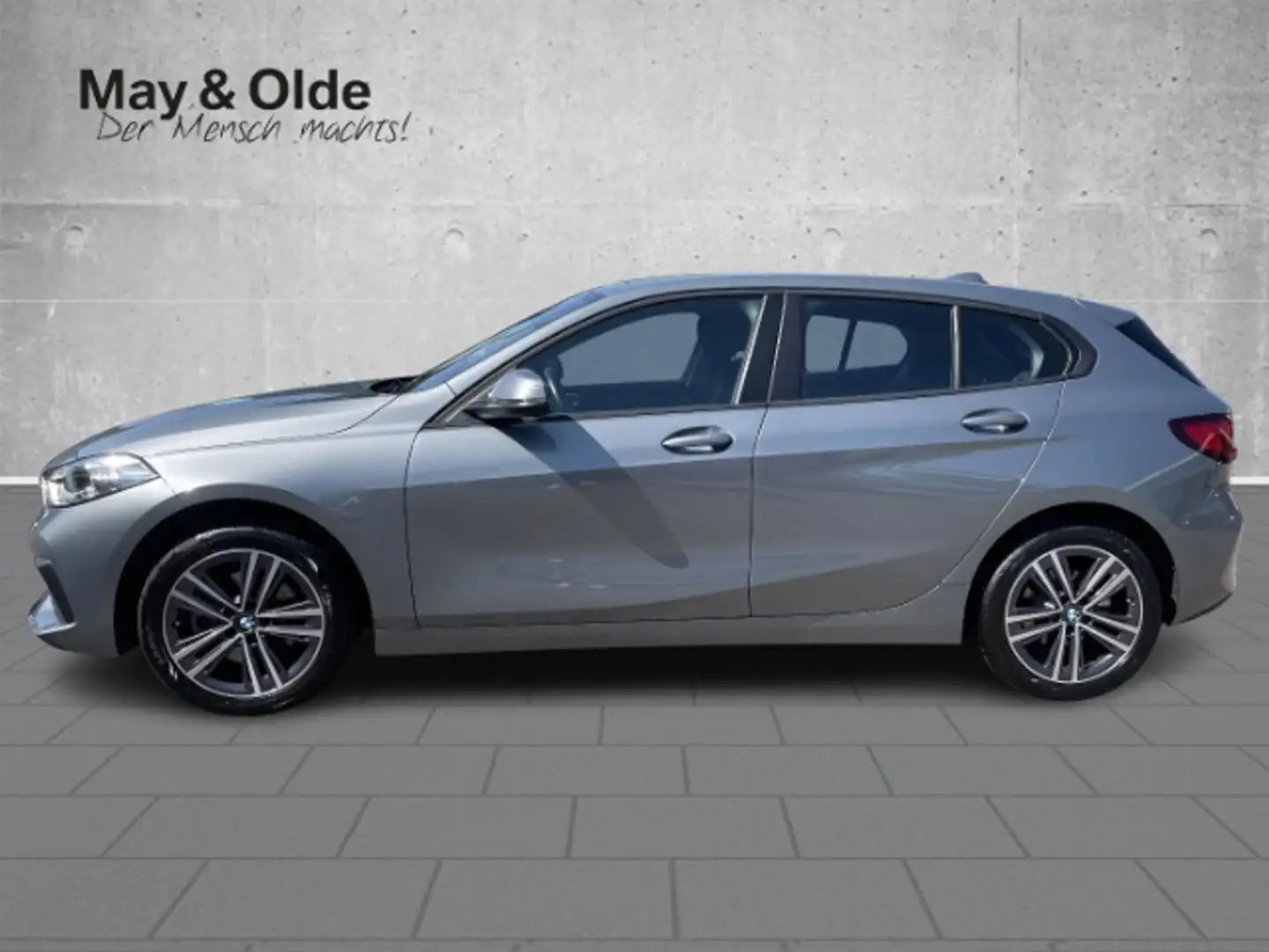 BMW 118 i Aut. Advantage LED Navi Kamera Lenkradhzg Grau - 2