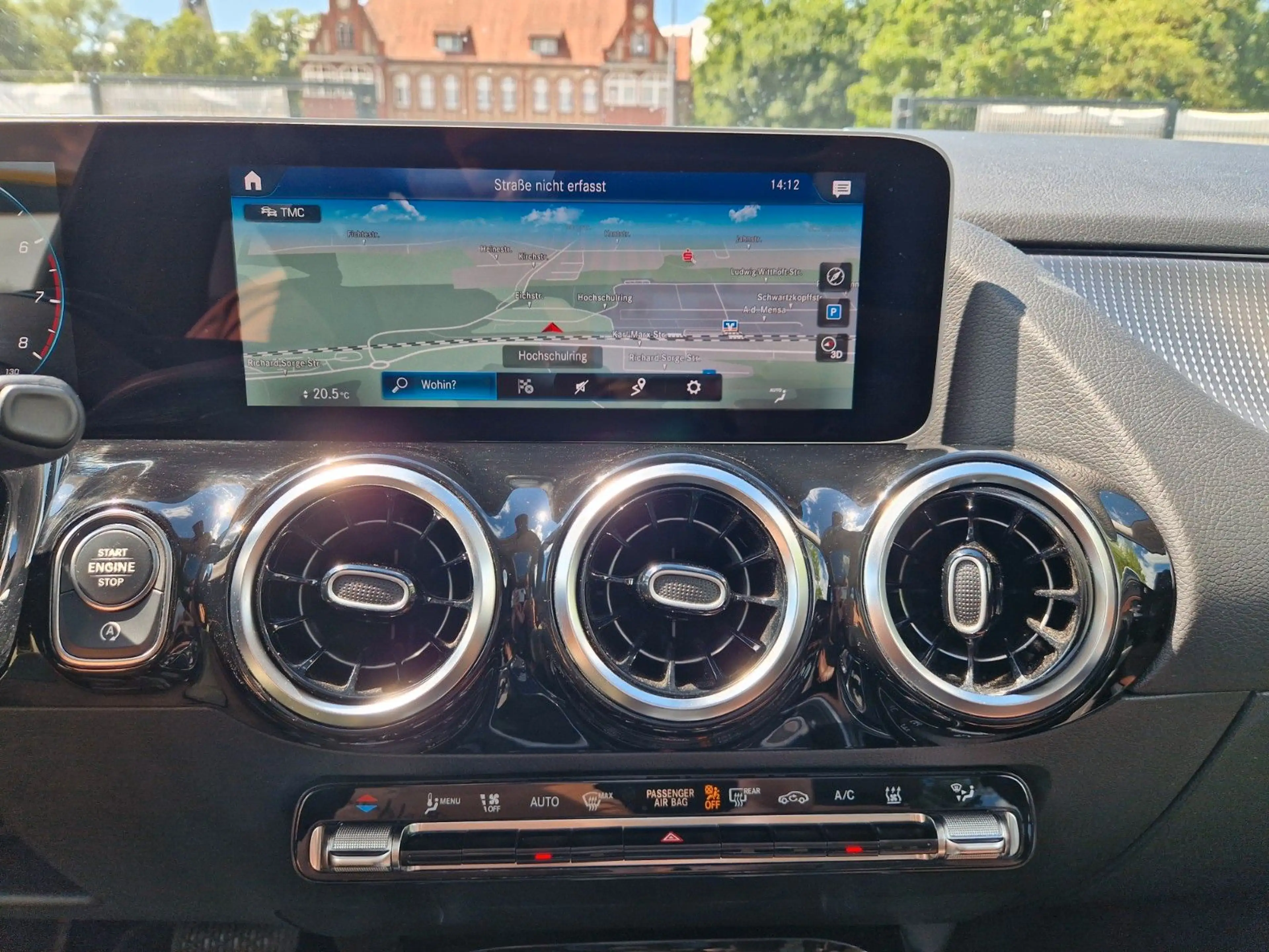 Mercedes-Benz B 250 AT Progressive PANO MBUX StdHZ KAM — photo 11