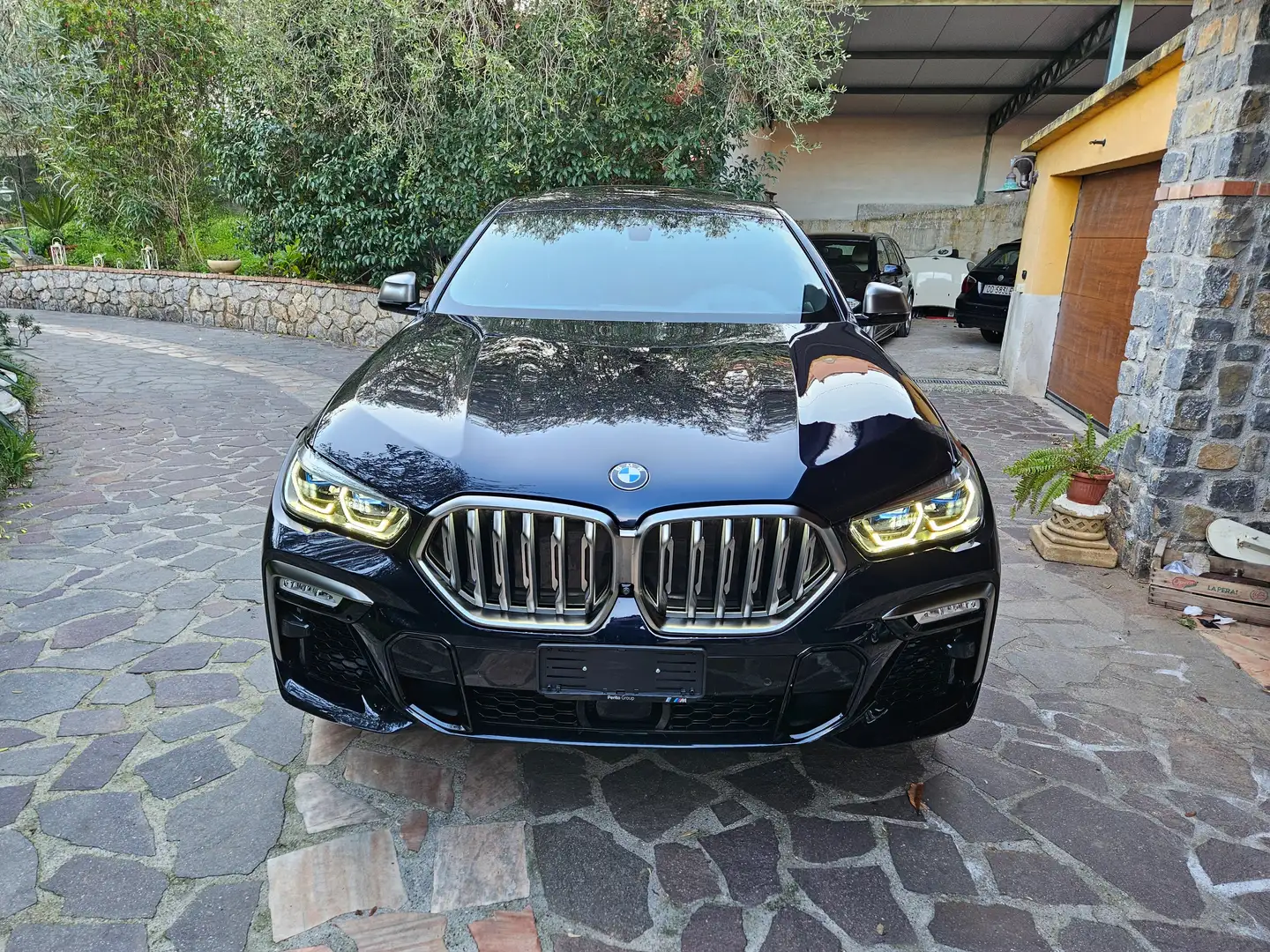BMW X6 M50i msport Blu/Azzurro - 1