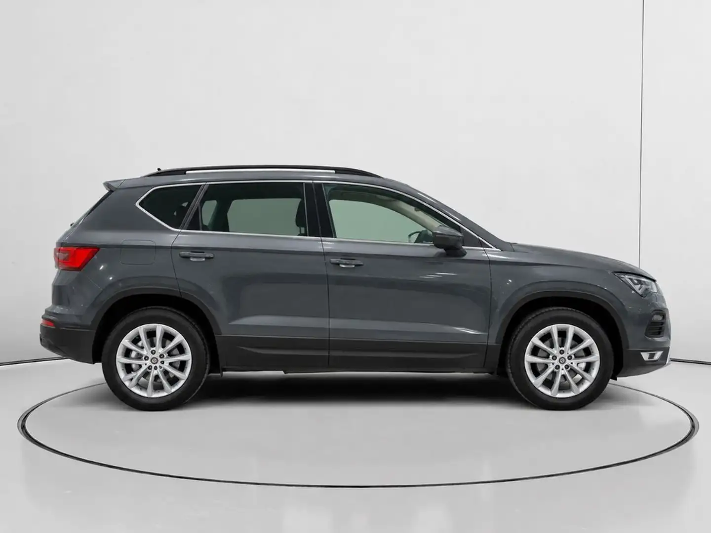 SEAT Tarraco 1.5 TSI S&S Style DSG 150 Gris - 2