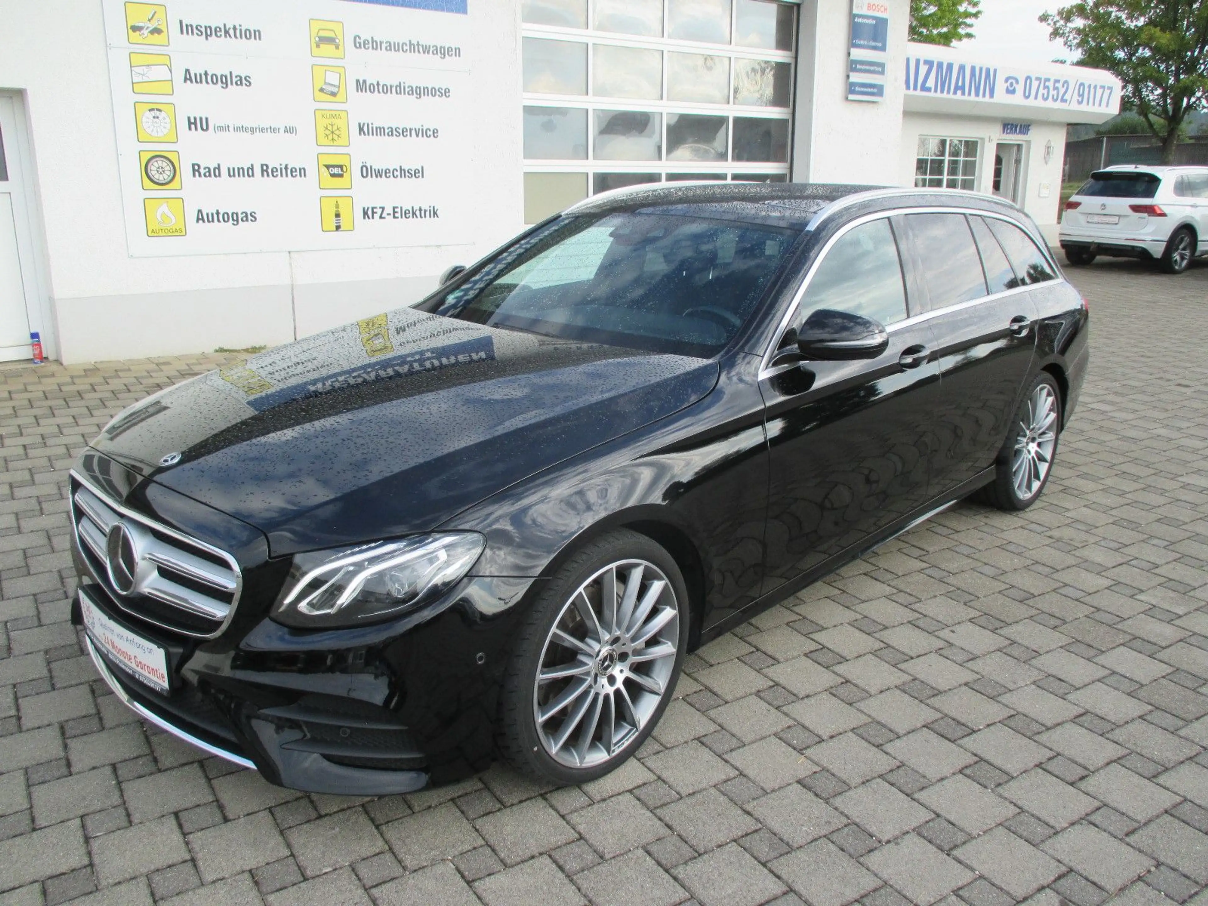 Mercedes-Benz E 350 d T Autom. AMG Line — photo 2