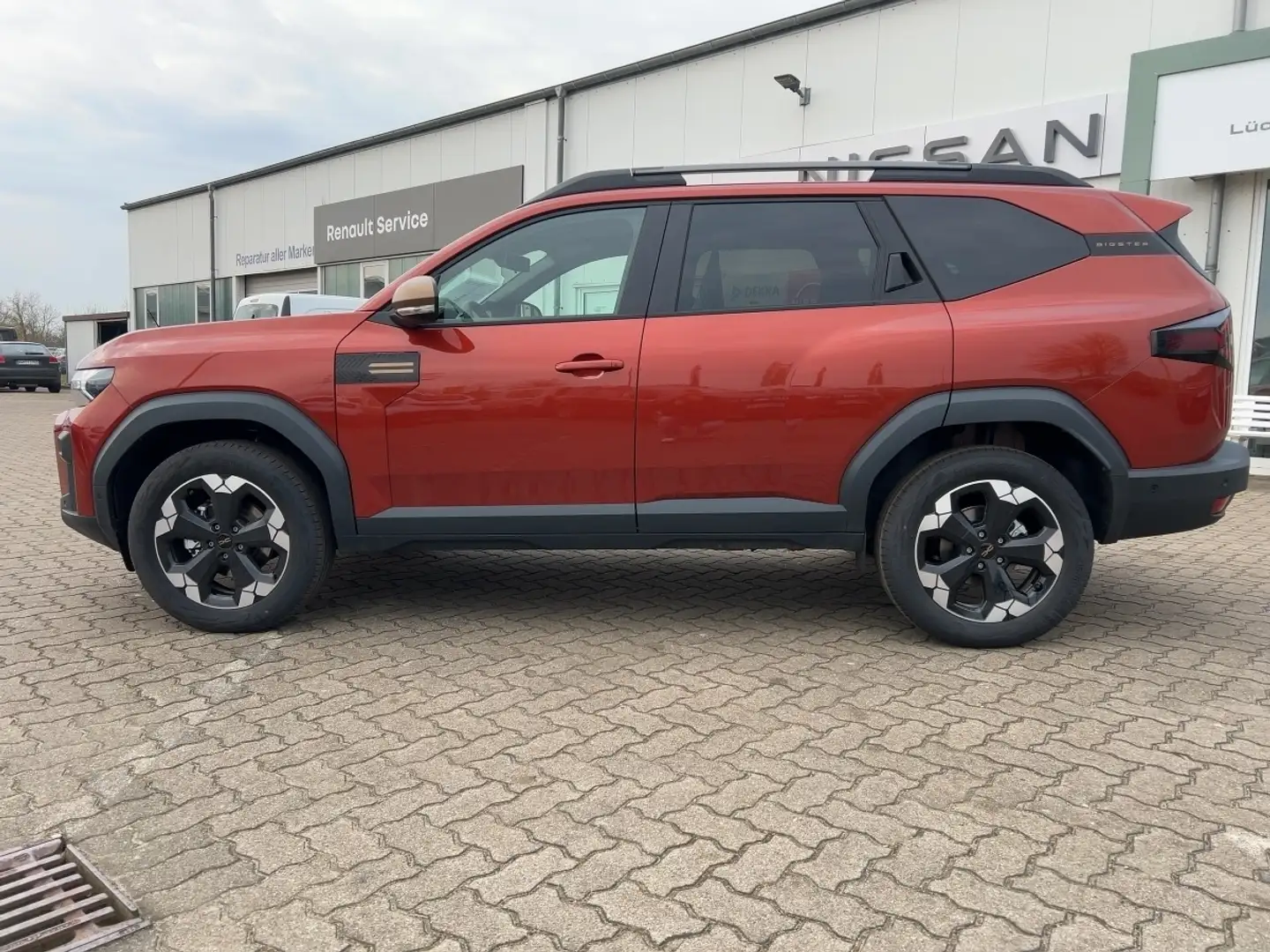Dacia Bigster Extreme TCe 140 Barna - 2