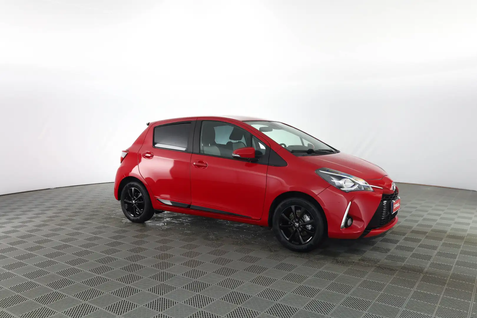Toyota Yaris 1.0 5 porte Active PREZZO REALE - NO VINCOLI Rosso - 2