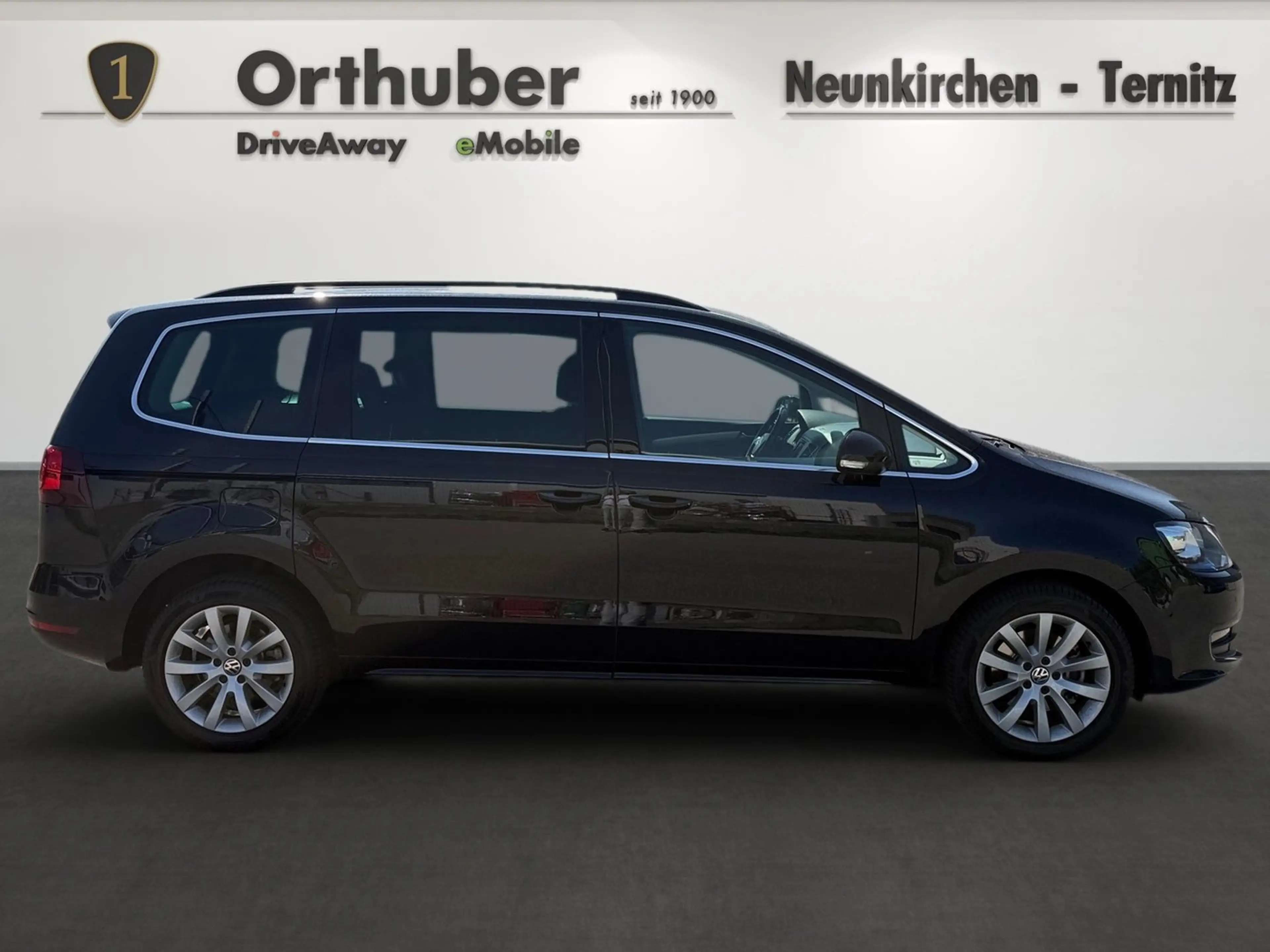 Volkswagen Sharan Business TDI SCR DSG 7-Sitzer — photo 3