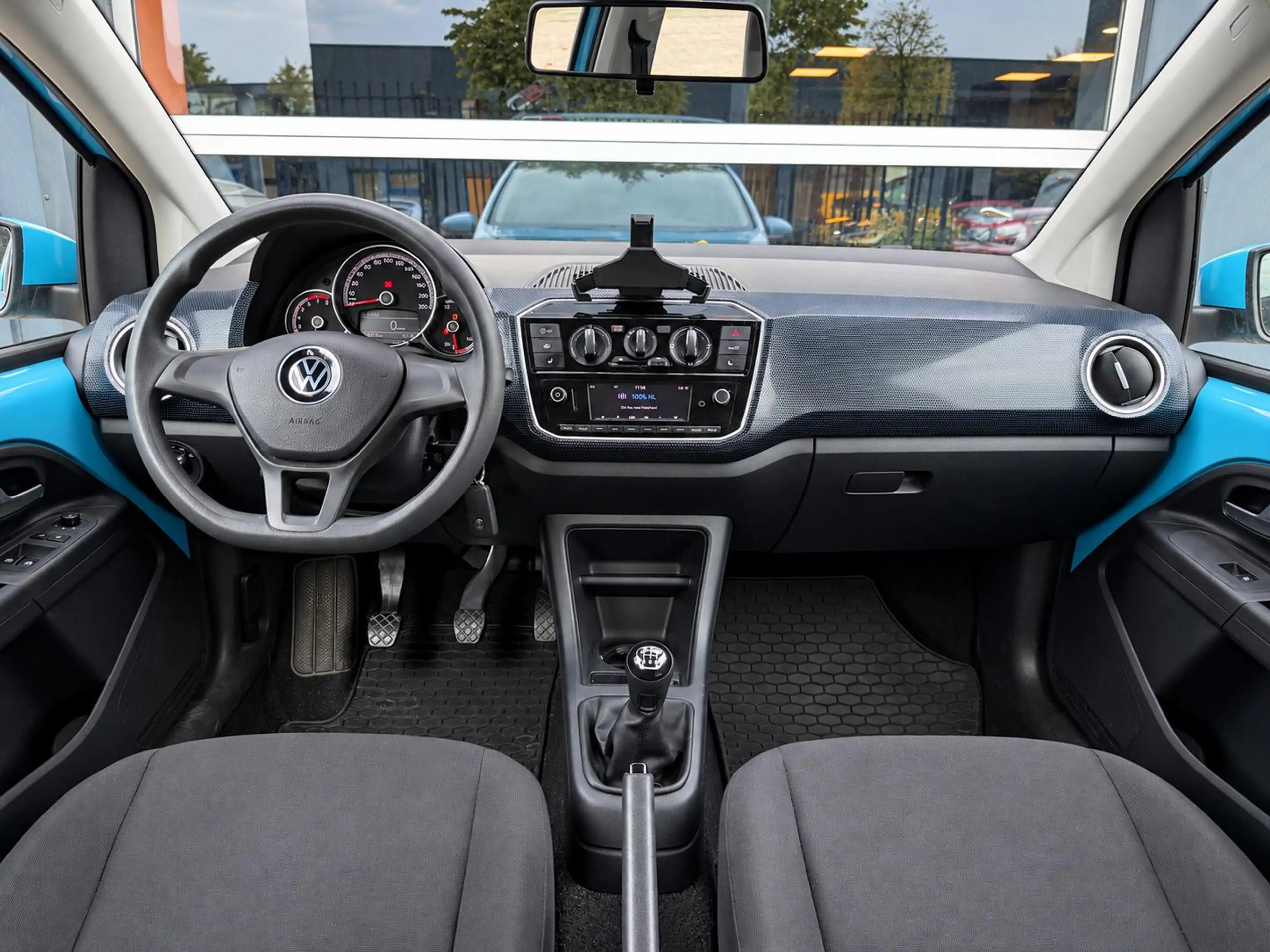 Volkswagen up! 1.0 Move Up | Stoelverwarming | Regensensor | Airc — photo 2