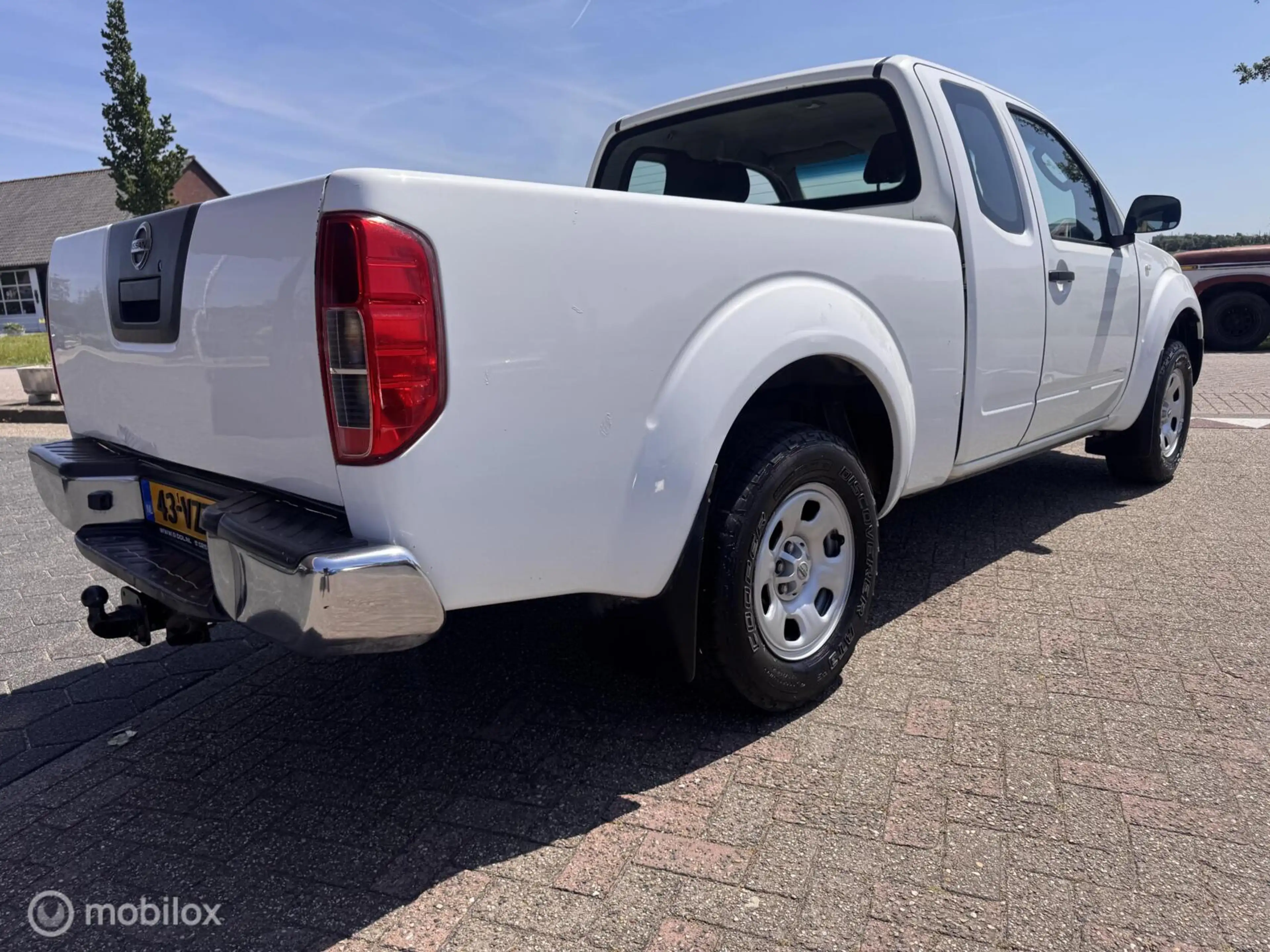 Nissan Navara 2.5 dCi XE King Cab 57800 km NAP — photo 5
