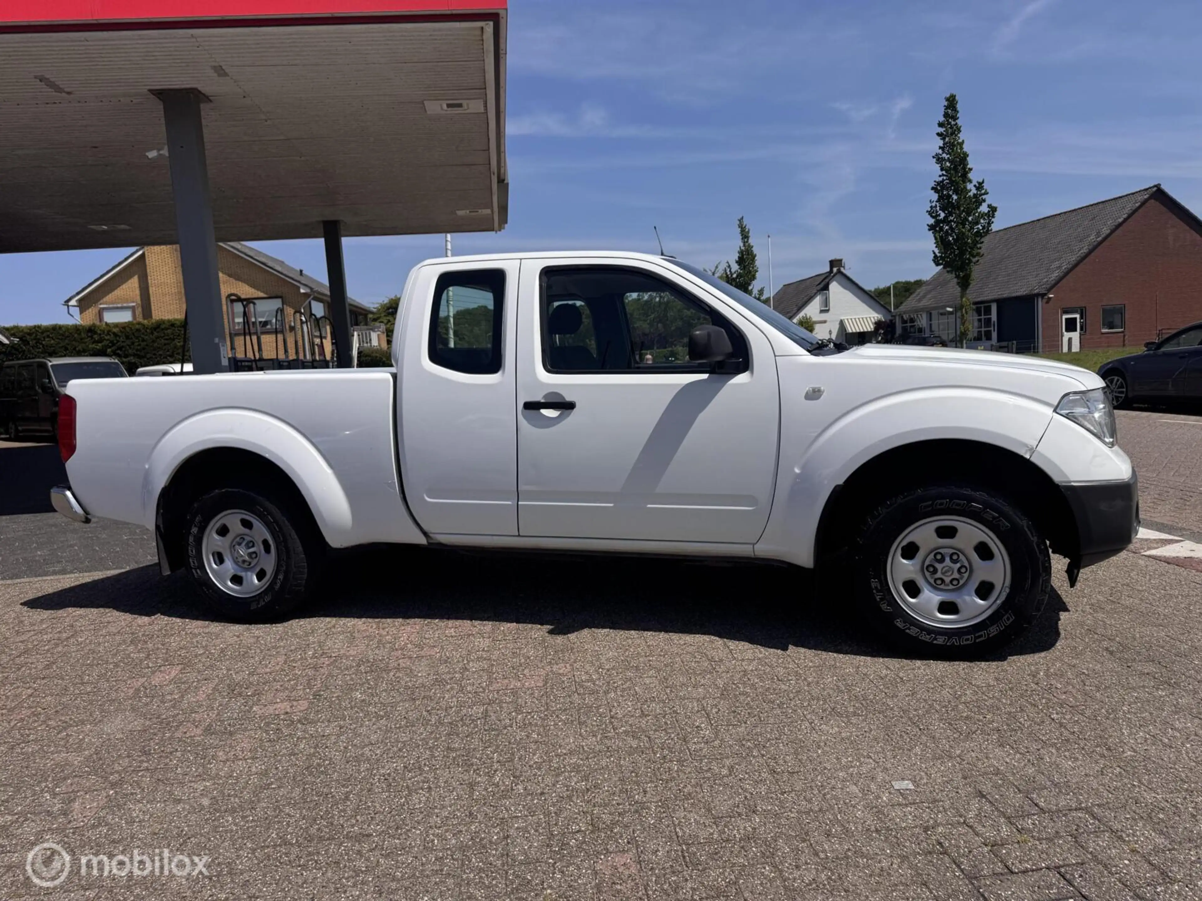 Nissan Navara 2.5 dCi XE King Cab 57800 km NAP — photo 4