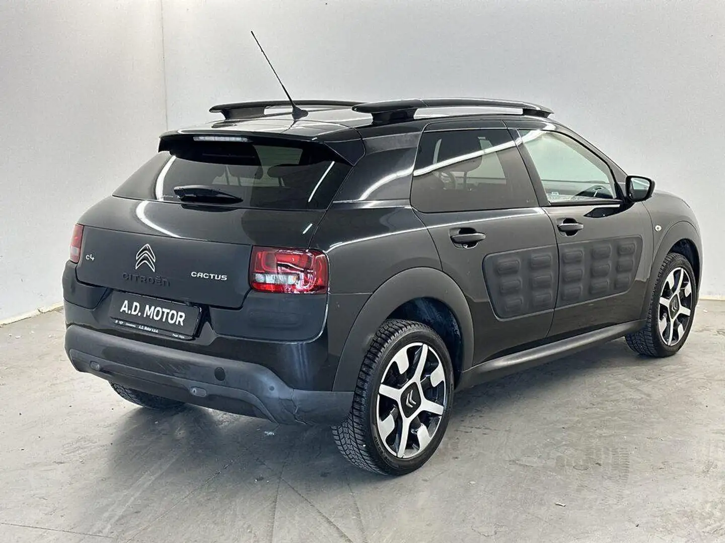 Citroen C4 Cactus 1.6 bluehdi Shine s&s 100cv etg6 - 2