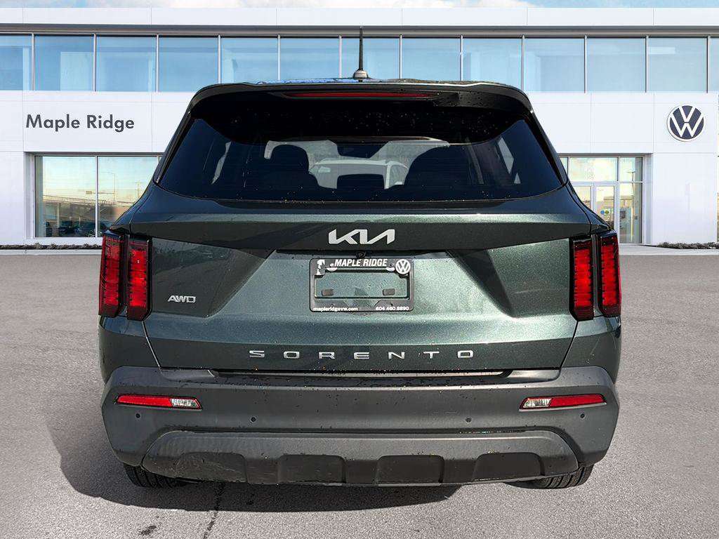 used 2022 Kia Sorento car, priced at $26,438