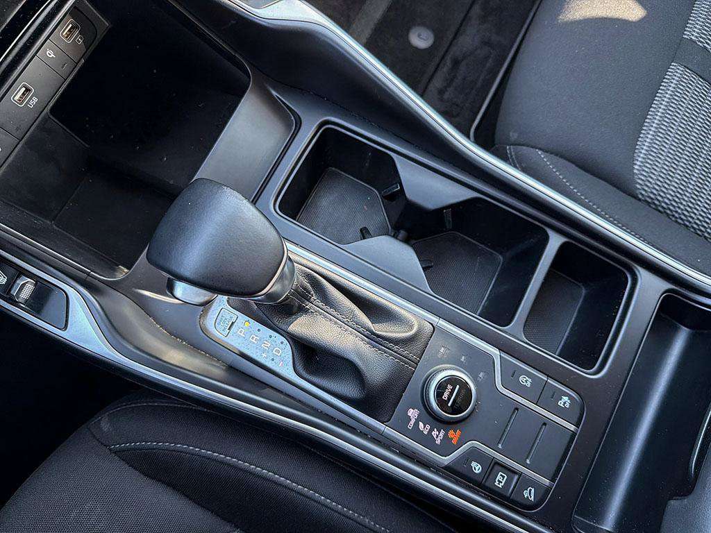 used 2022 Kia Sorento car, priced at $26,438