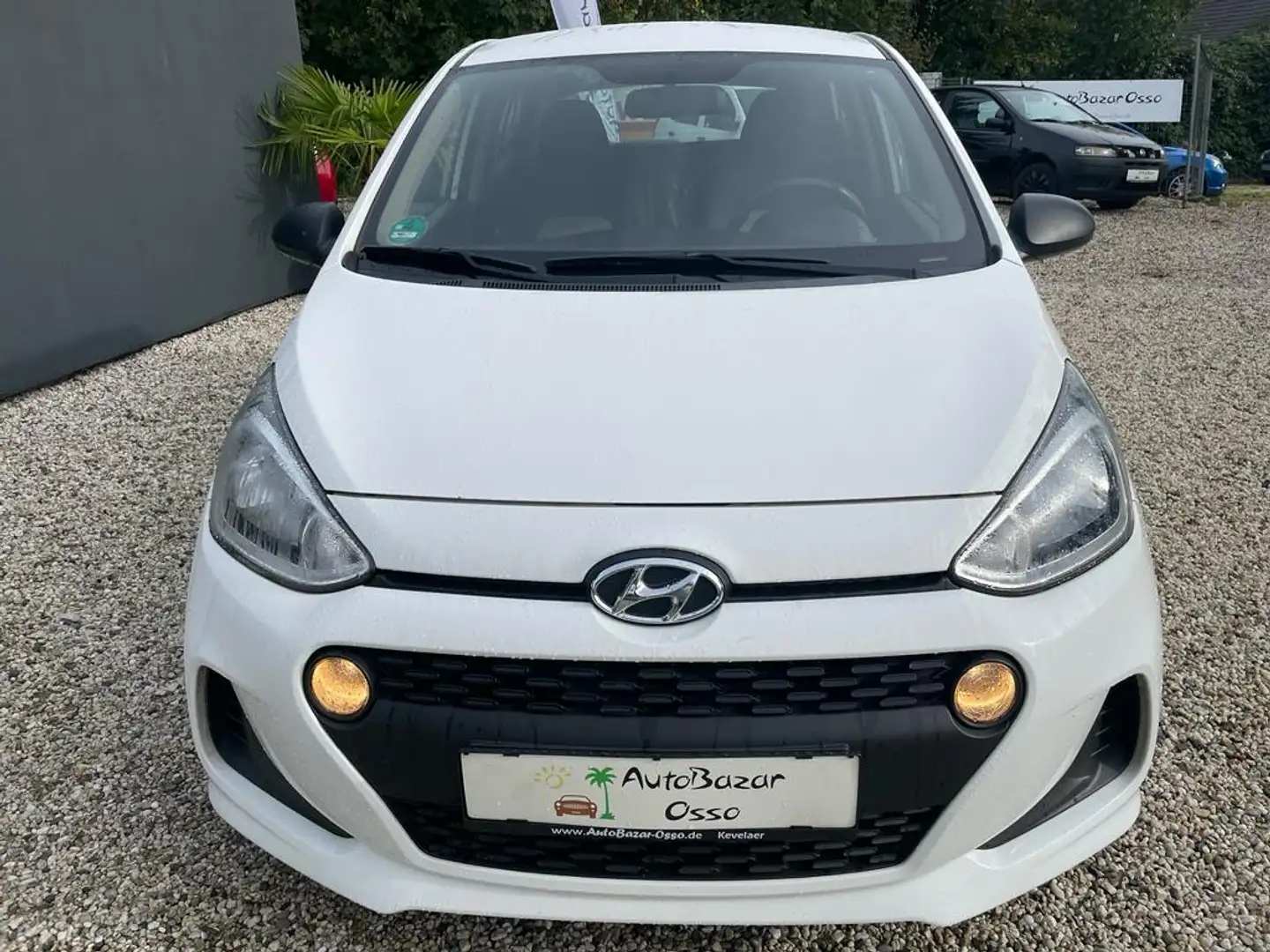 Hyundai i10 Basis 1.0 *2.Hand* TÜV Neu * Fehér - 2
