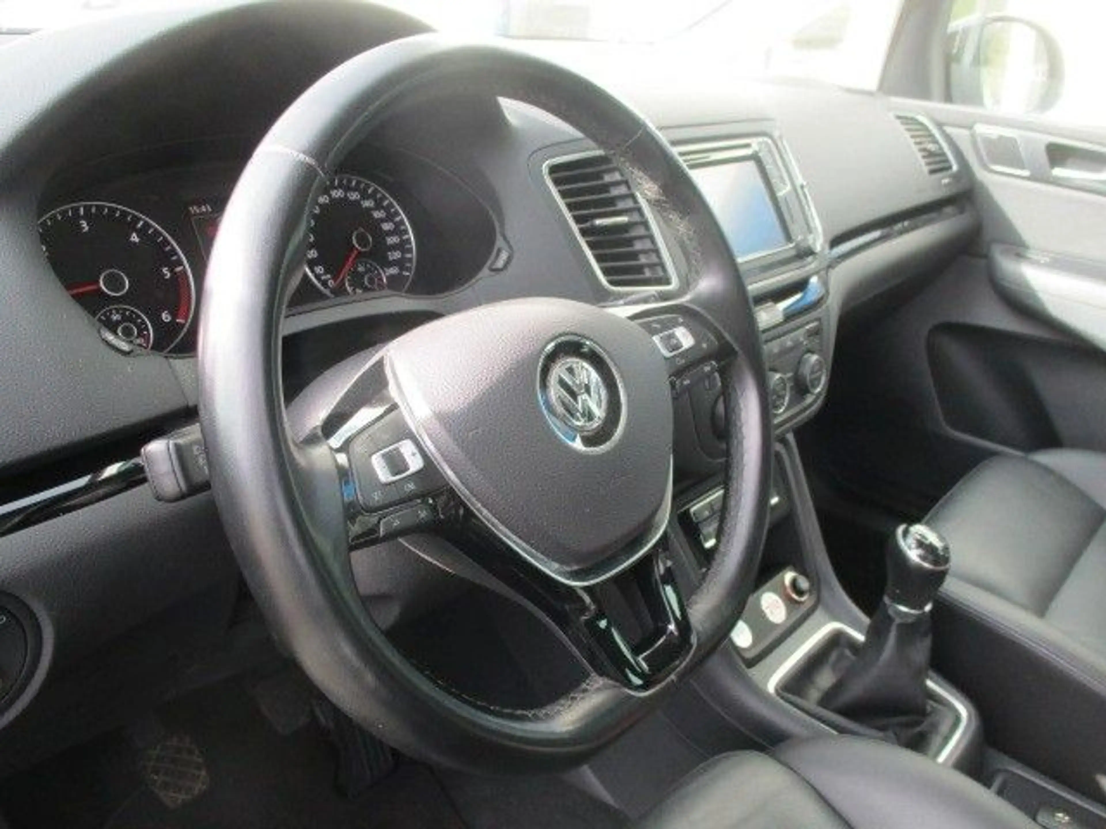 Volkswagen Sharan Highline 2.0 TDI  Leder AHK Panoramadach — photo 13