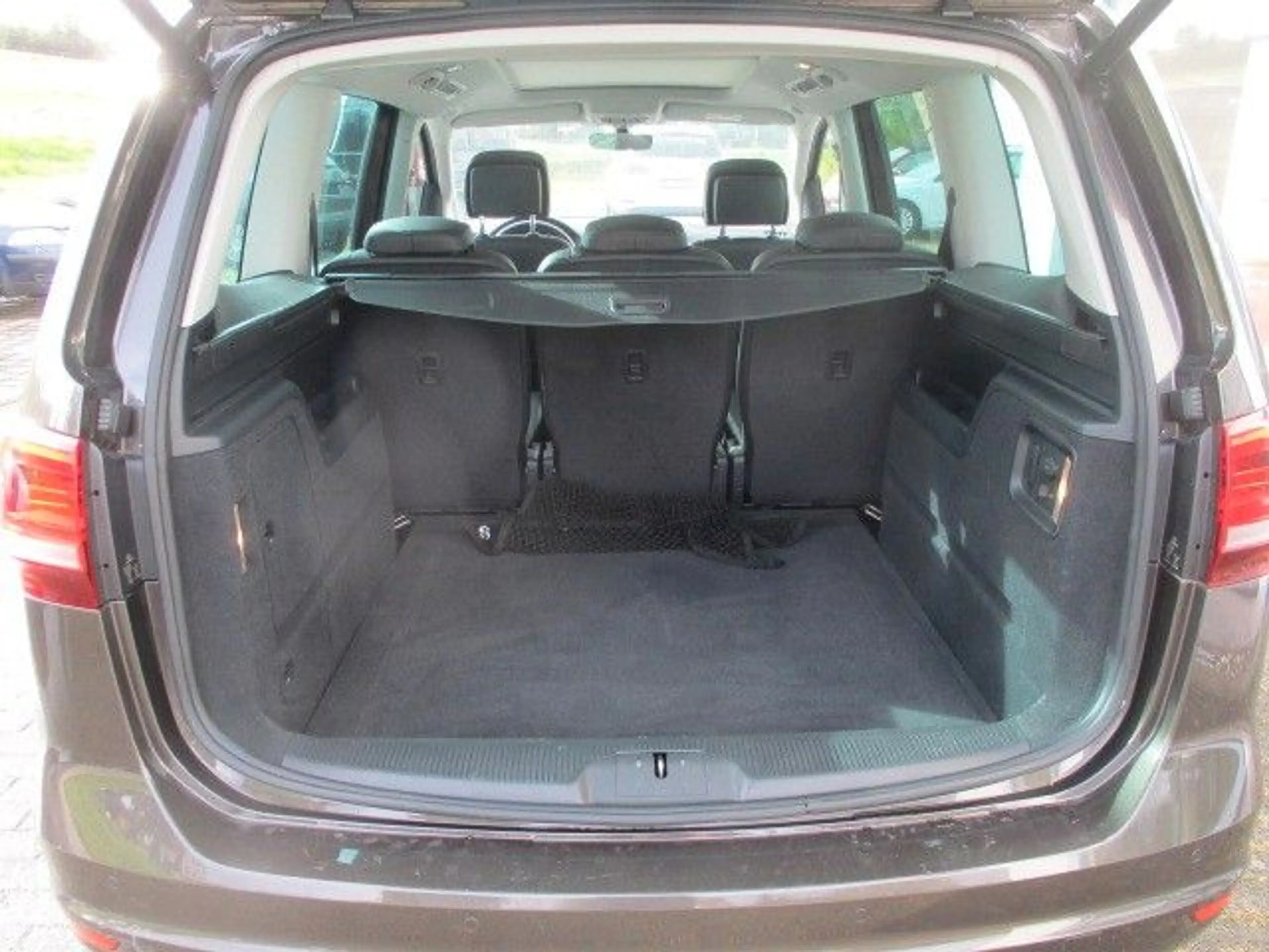 Volkswagen Sharan Highline 2.0 TDI  Leder AHK Panoramadach — photo 8
