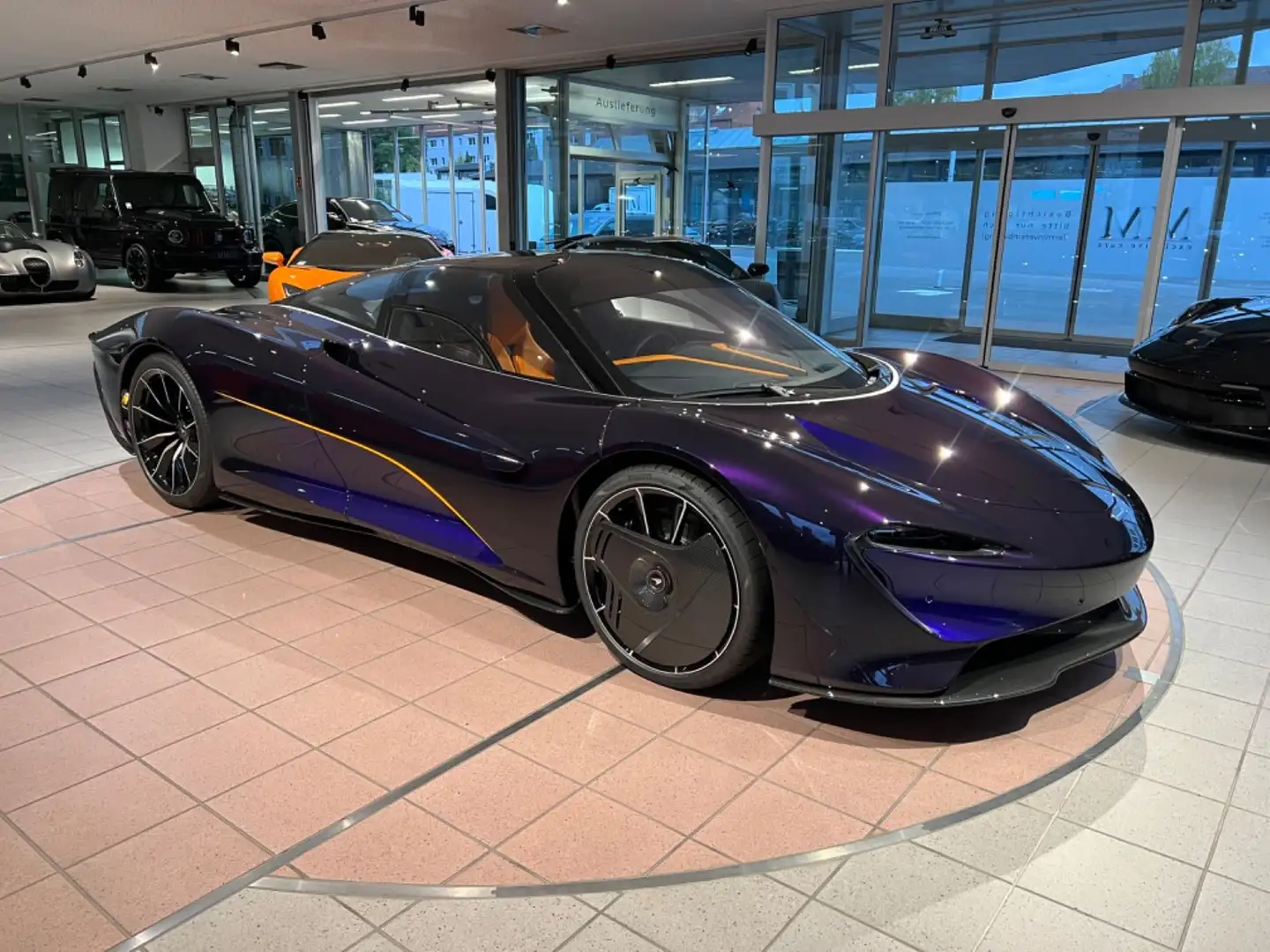 McLaren Speedtail 1 OF 106 Violett - 2