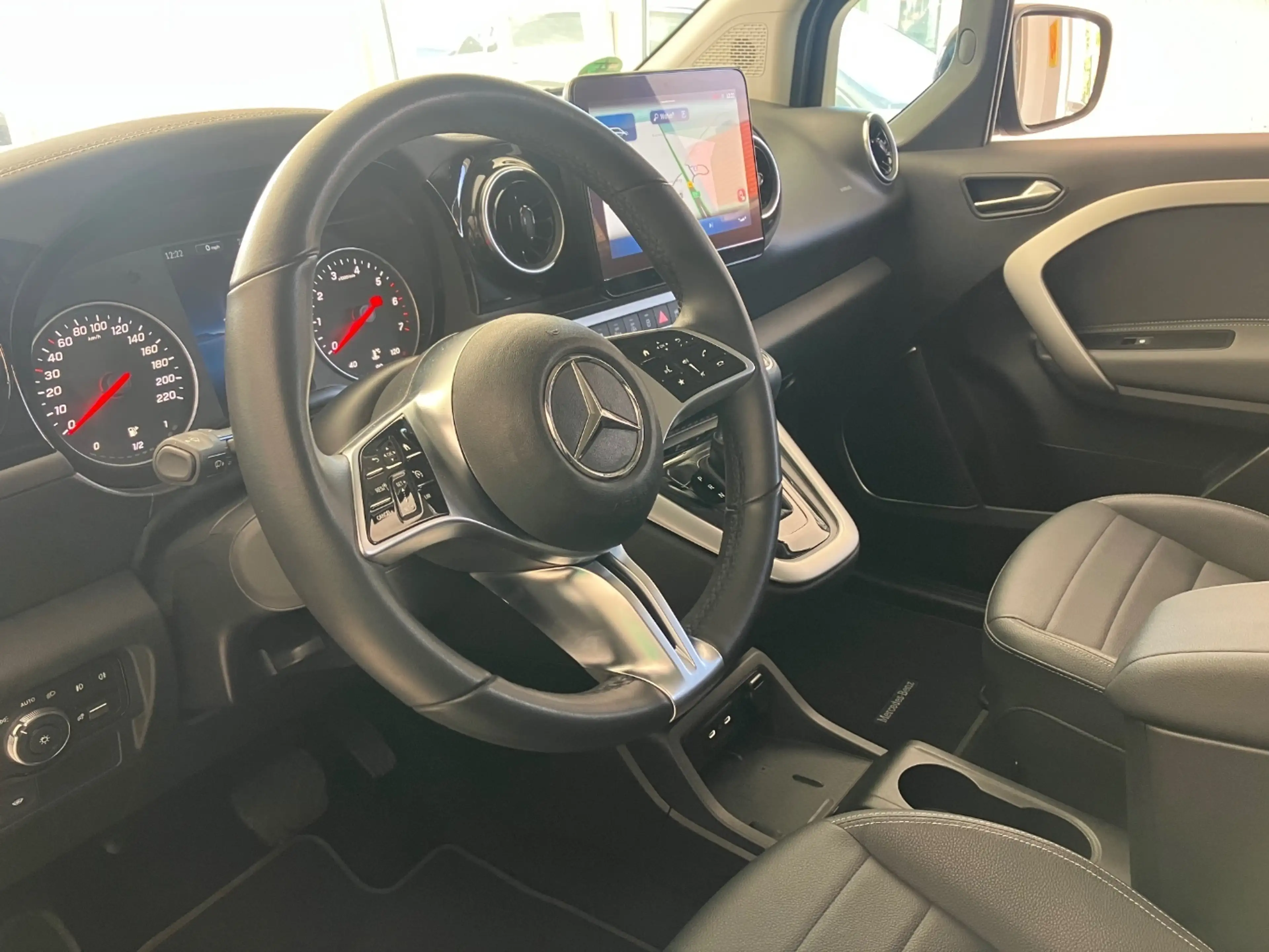 Mercedes-Benz T-Class Progressive Edition MBUX-Multimedia — photo 7