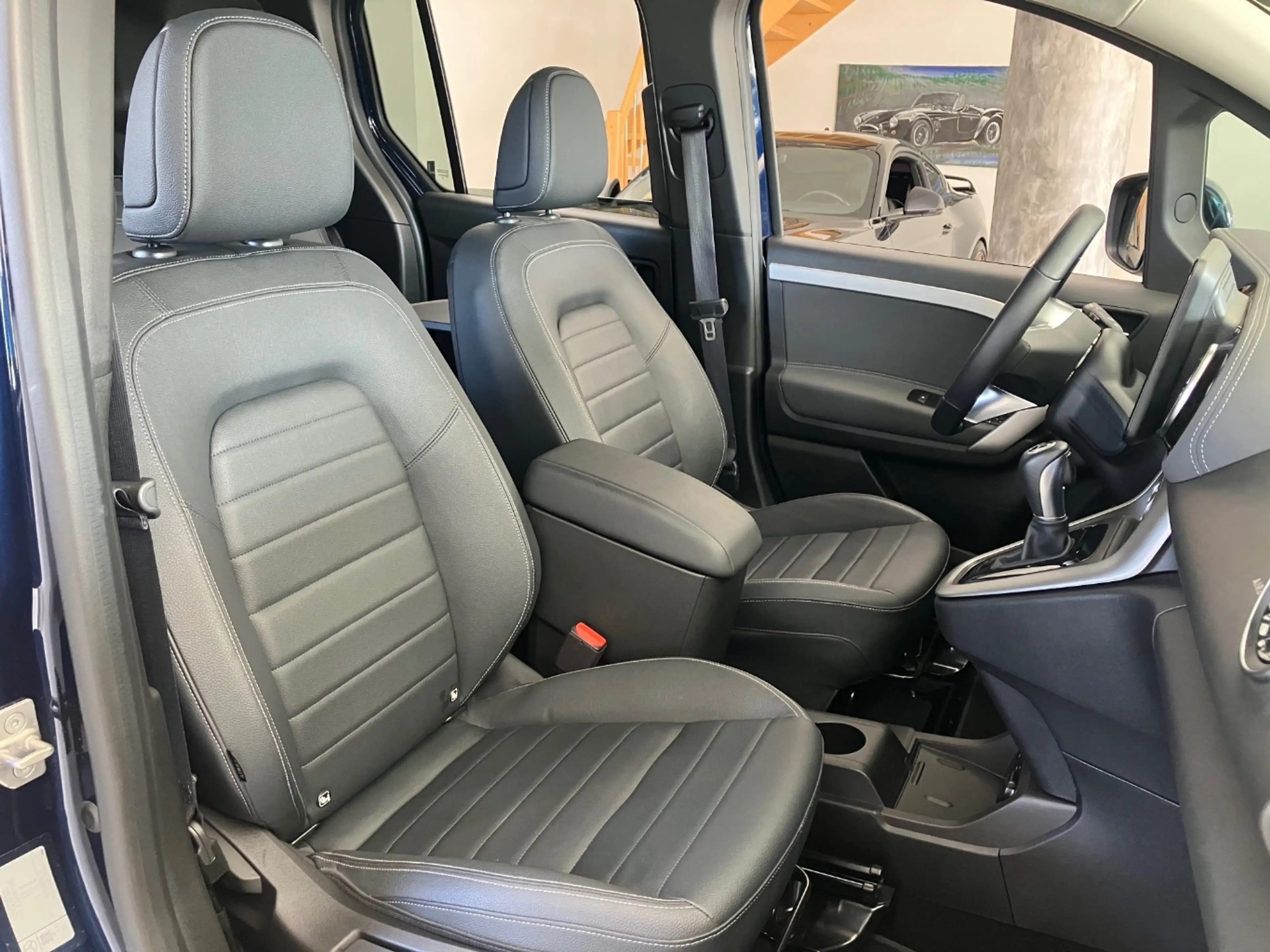 Mercedes-Benz T-Class Progressive Edition MBUX-Multimedia — photo 12