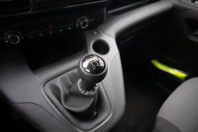 Peugeot Partner view 14