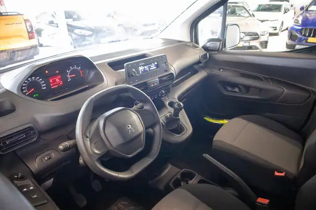 Peugeot Partner view 8