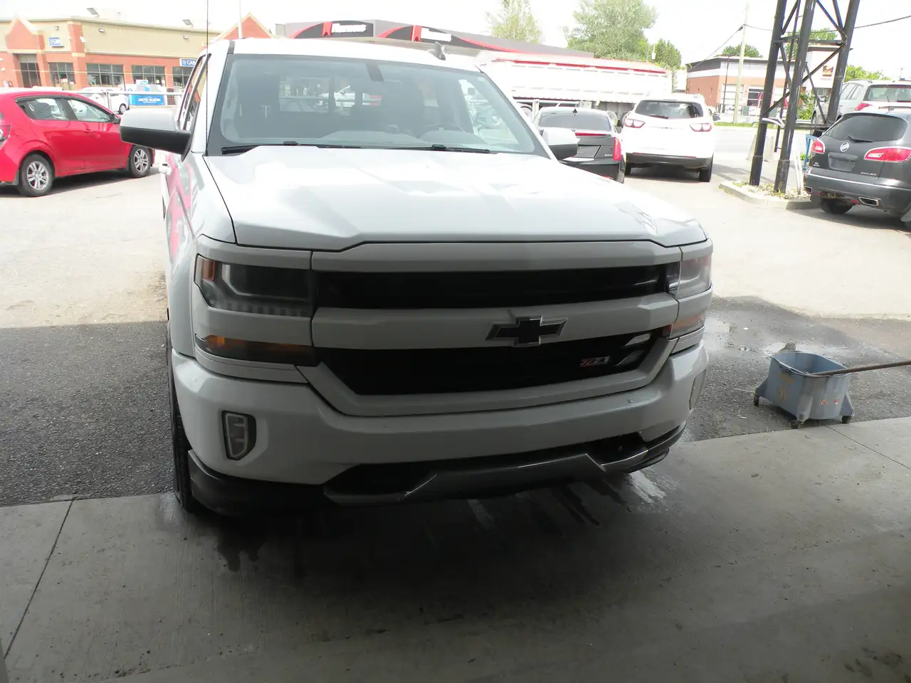 Chevrolet Silverado 1500 снимка Chevrolet Silverado 1500
