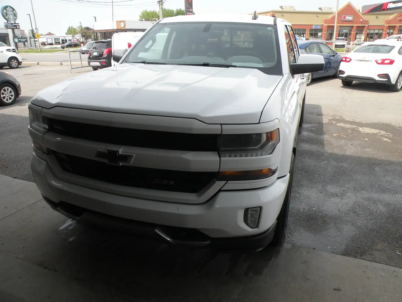 Chevrolet Silverado 1500 снимка Chevrolet Silverado 1500