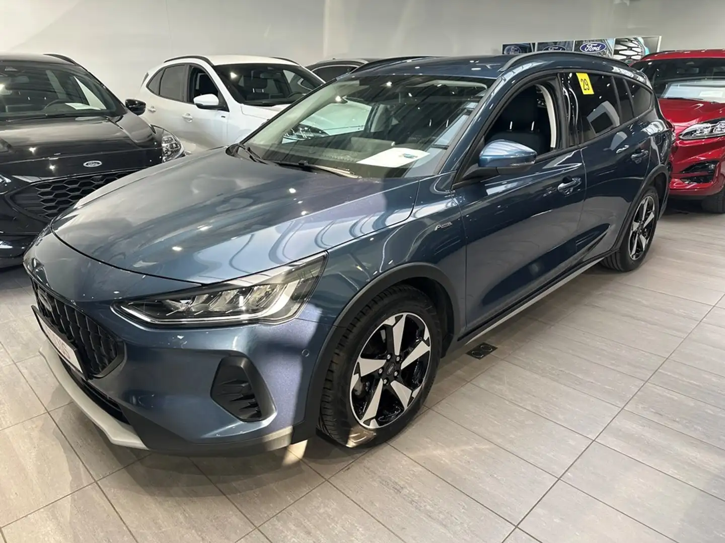 Ford Focus Active X  Clipper 1.0 Ecoboost 155PK mHEV A7 Bleu - 1