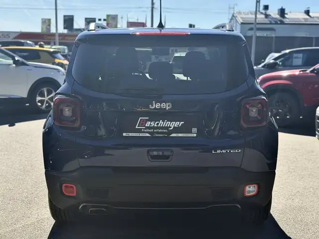 Jeep Renegade view 6