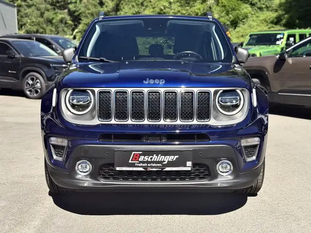 Jeep Renegade view 2