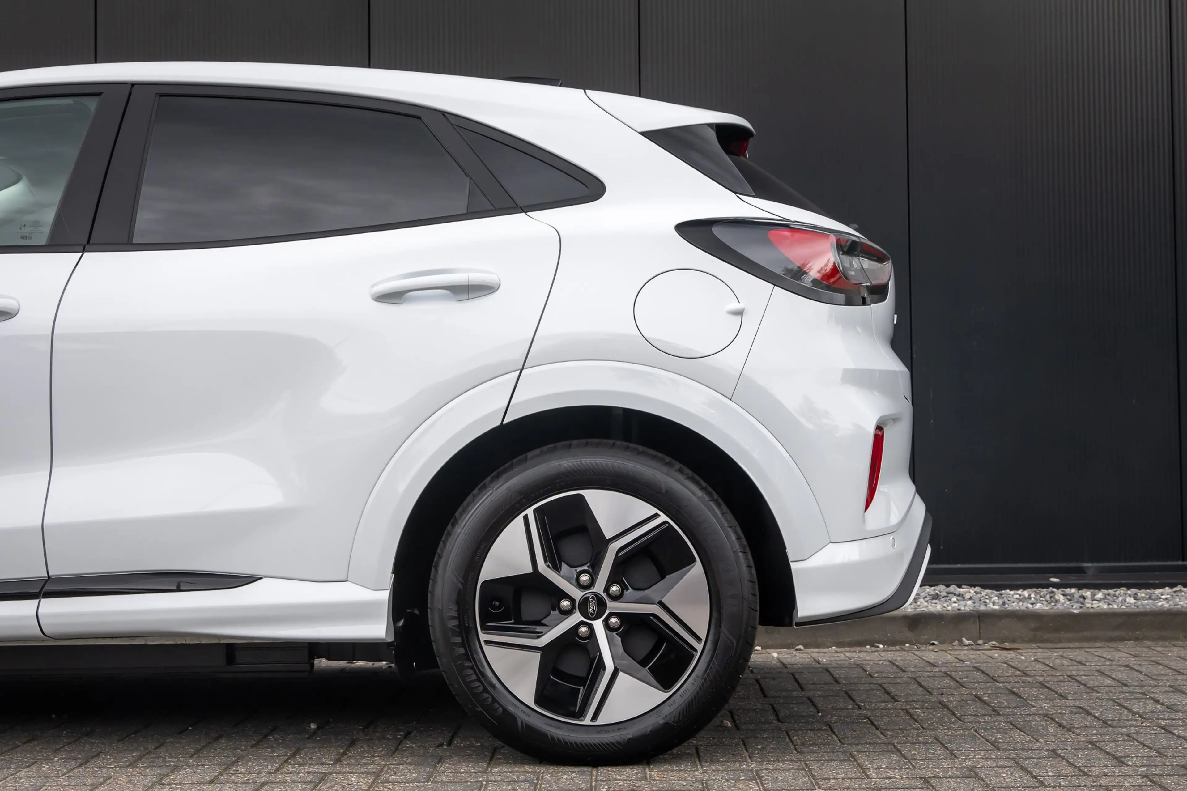 Ford Puma Gen-E 44 kWh | Winter Pack | Full LED | Camera — photo 40