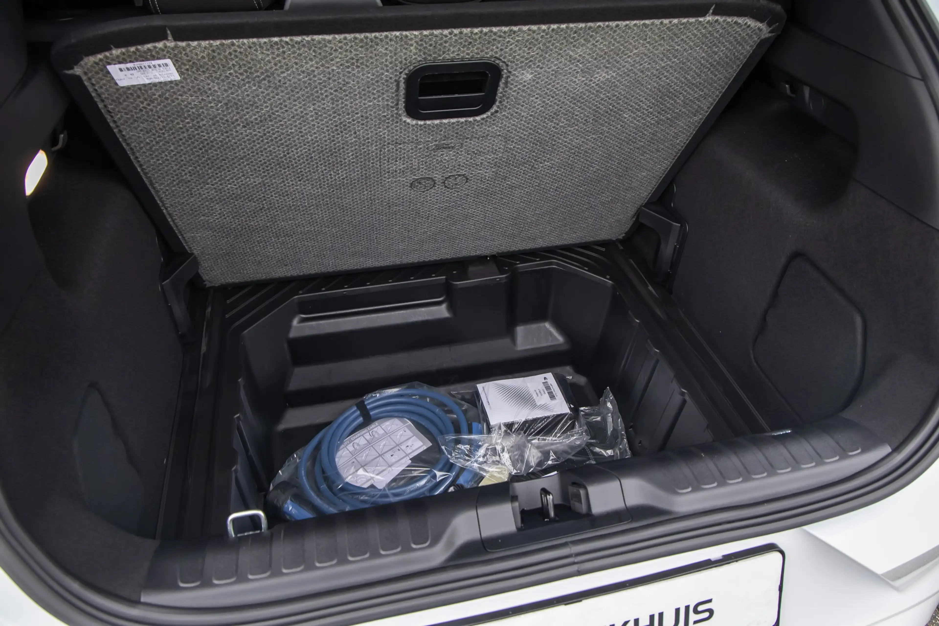 Ford Puma Gen-E 44 kWh | Winter Pack | Full LED | Camera — photo 36
