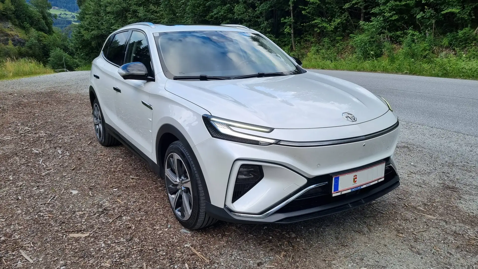 MG Marvel R Marvel R Electric 70 kWh Performance Performance Weiß - 2