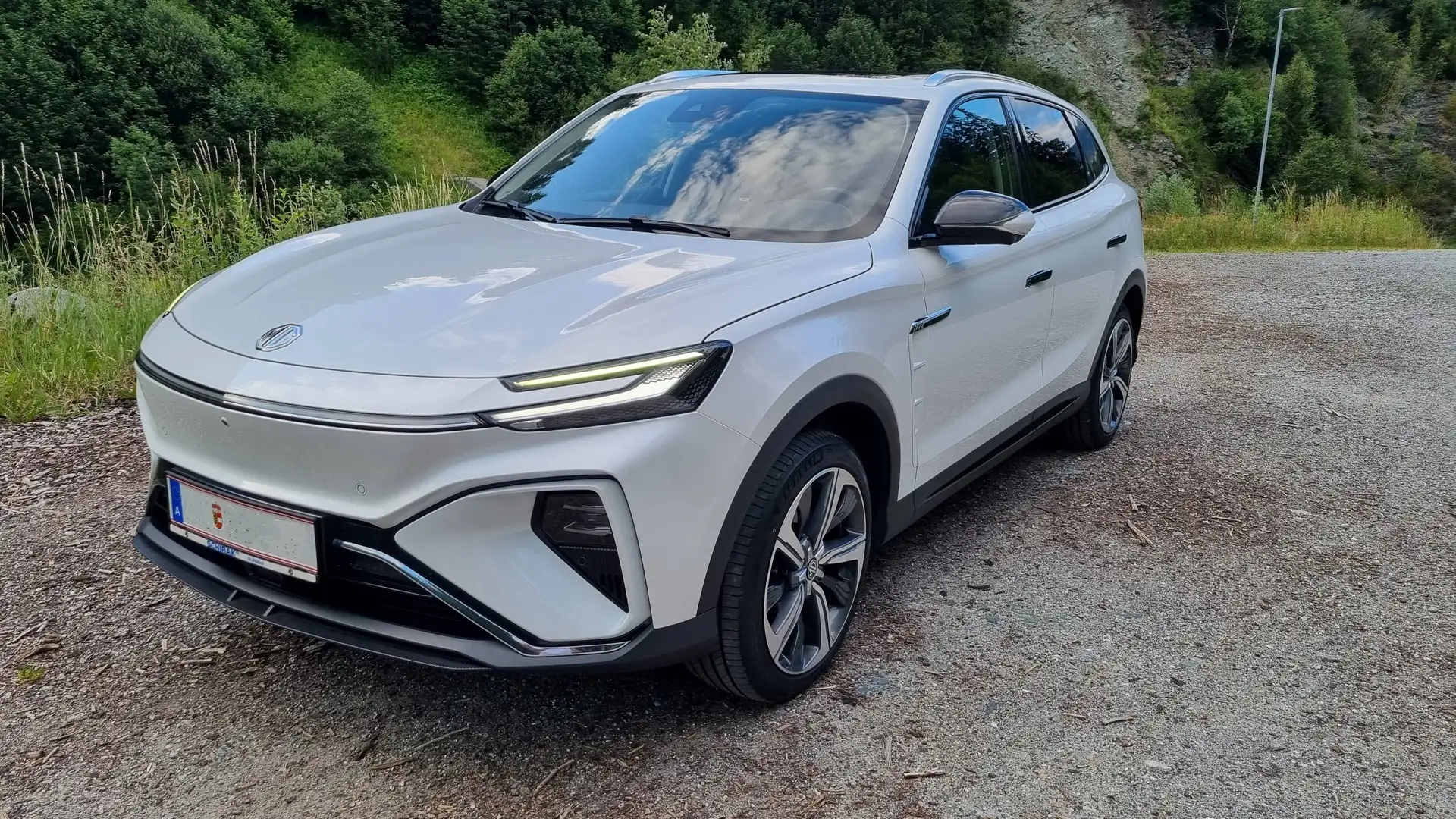 MG Marvel R Marvel R Electric 70 kWh Performance Performance Weiß - 1