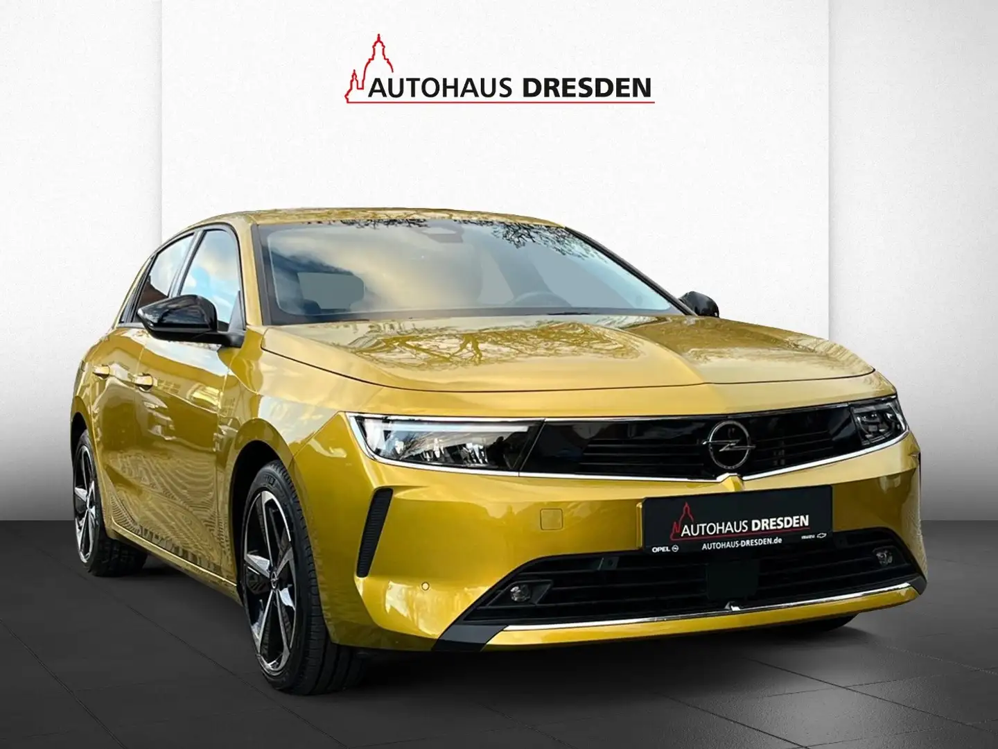 Opel Astra L 1.6 Turbo Plugin Edition LED+KlimaA+LM Gelb - 2