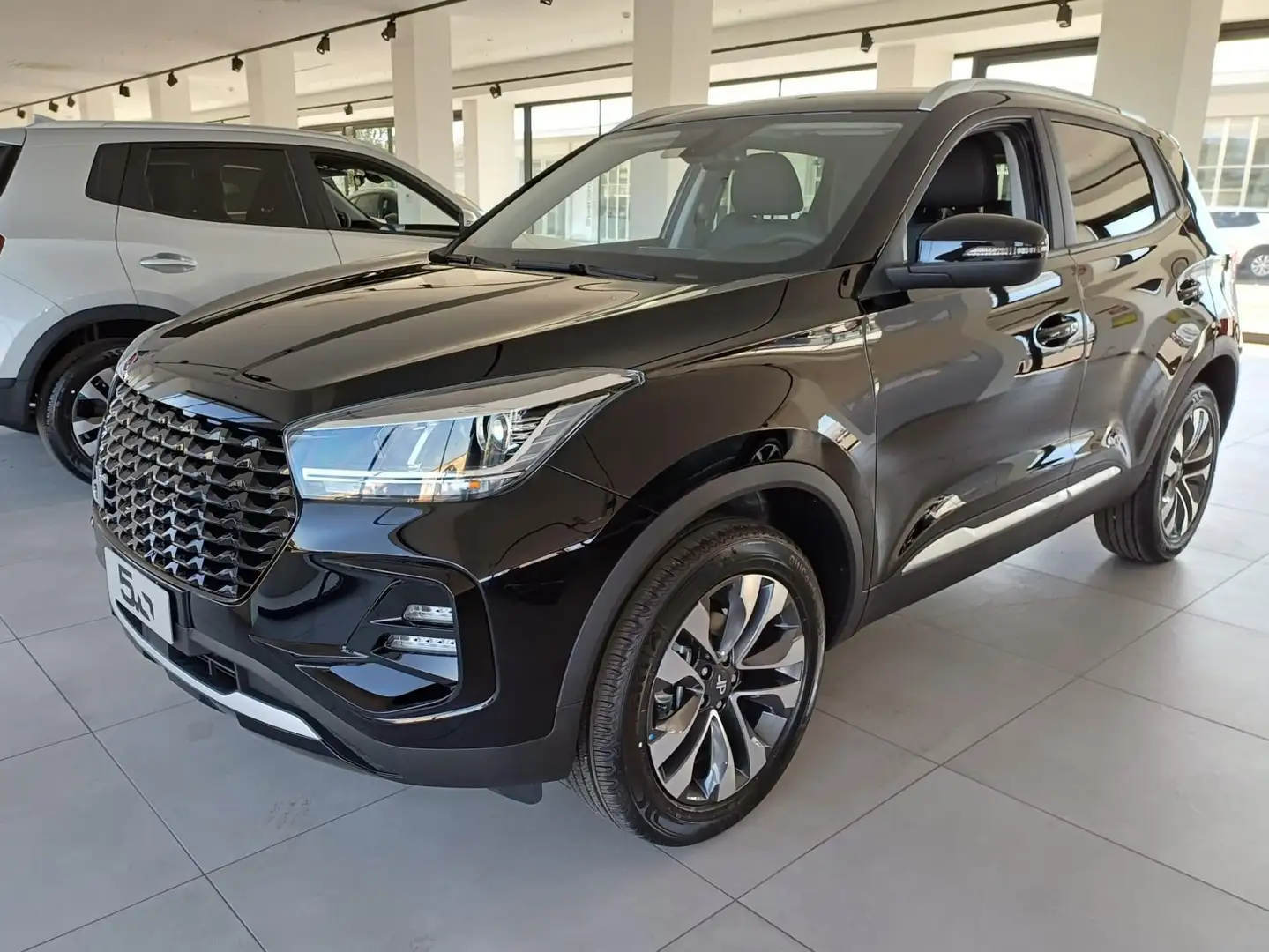 DR Automobiles DR5.0 1.5 Turbo 155 CV Bi-Fuel GPL ThermoHybrid Czarny - 1